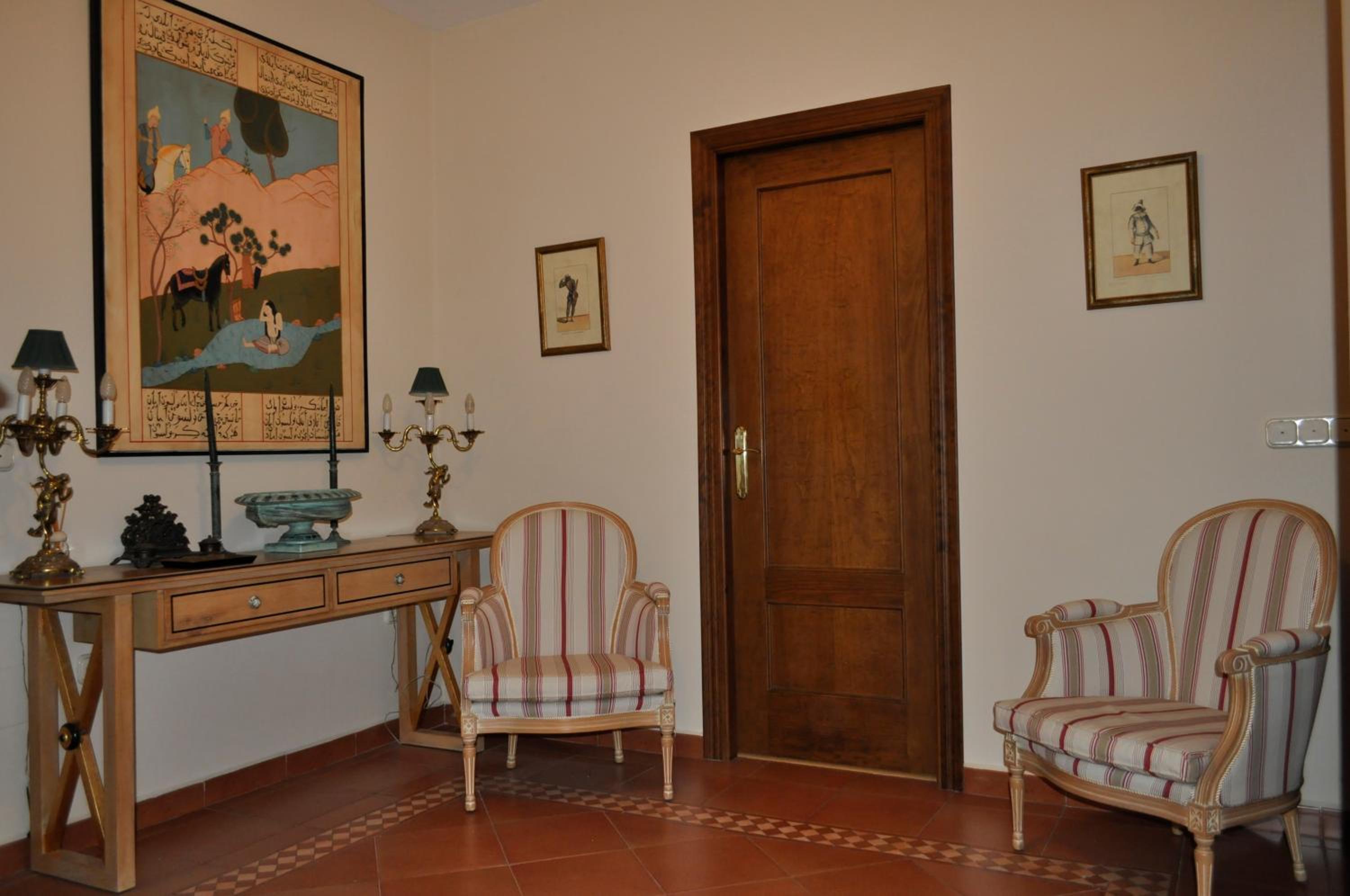 Superior Two-Bedroom Apartment - Photo 1