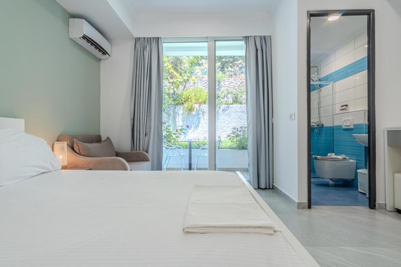 Double Room with Patio