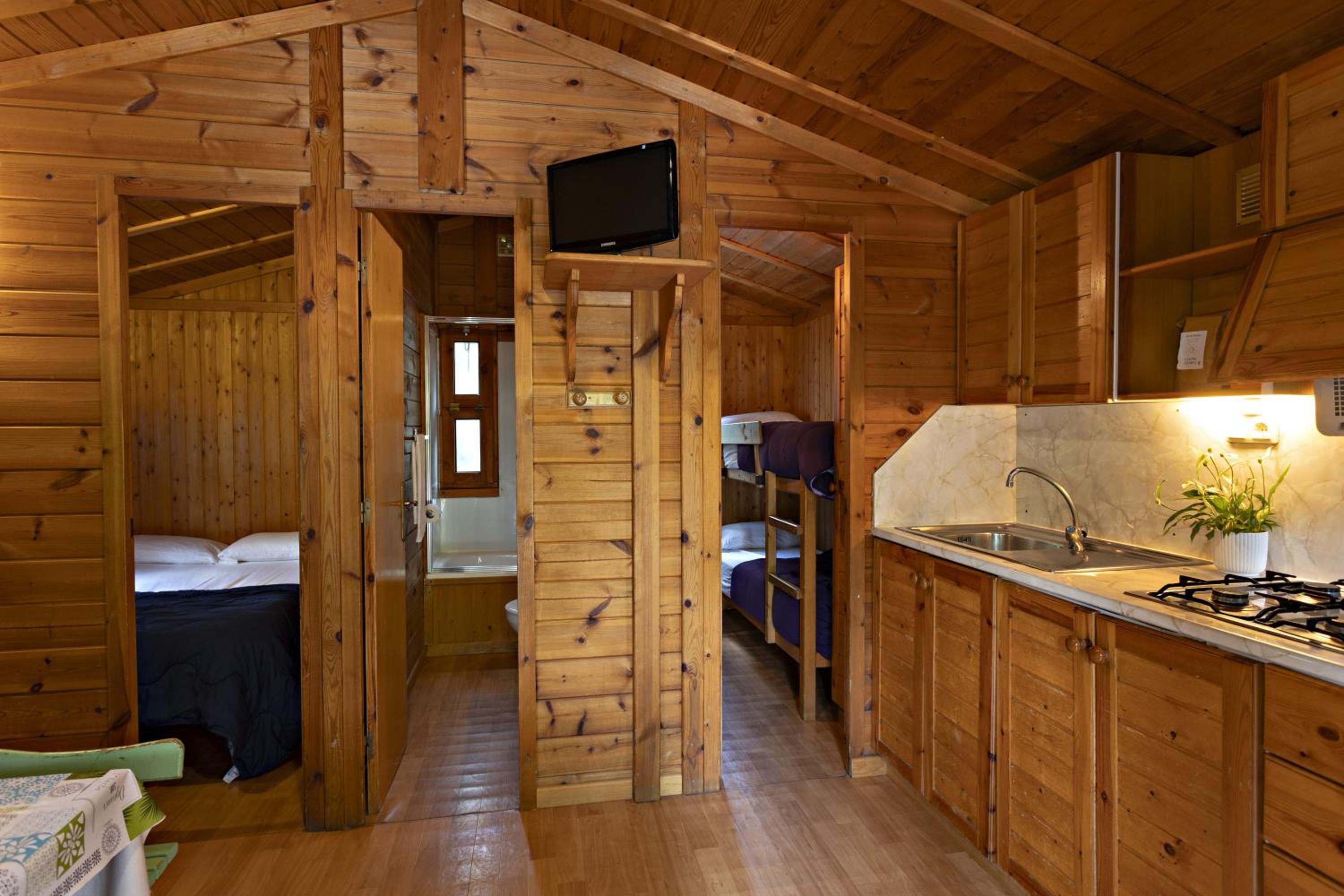 Bungalow de Dos Habitaciones (2 Adultos + 2 Niños)