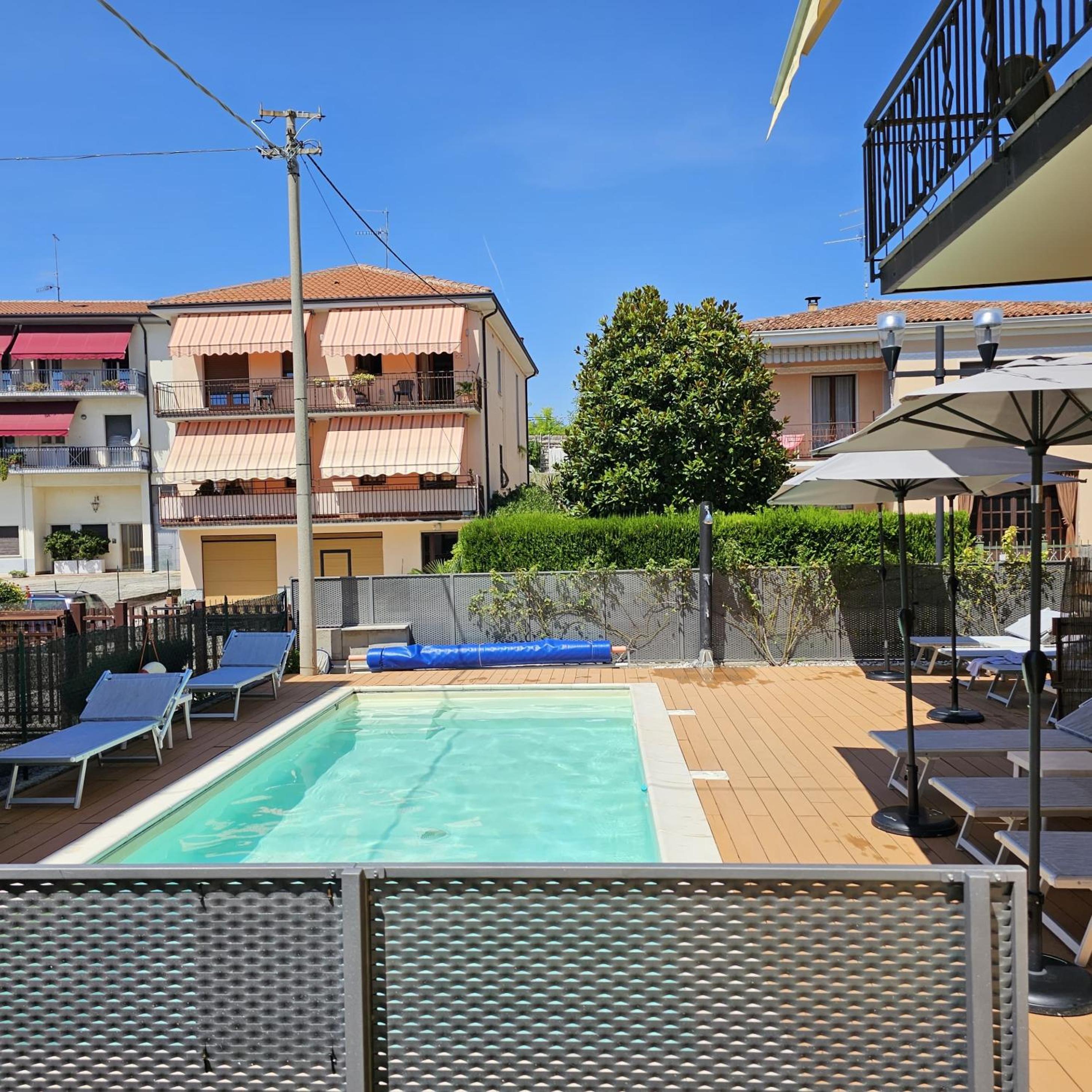Economy Double Room with Balcony - Photo 1