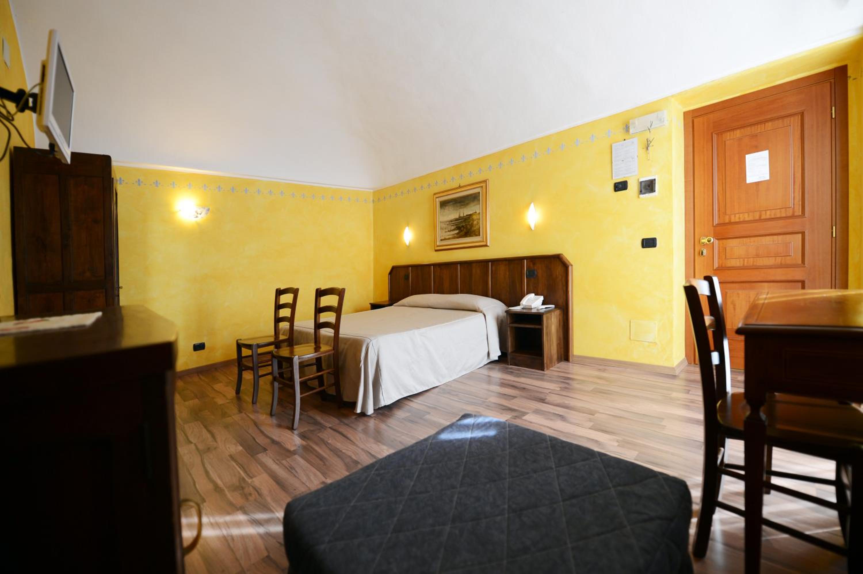 Double Room photo 2
