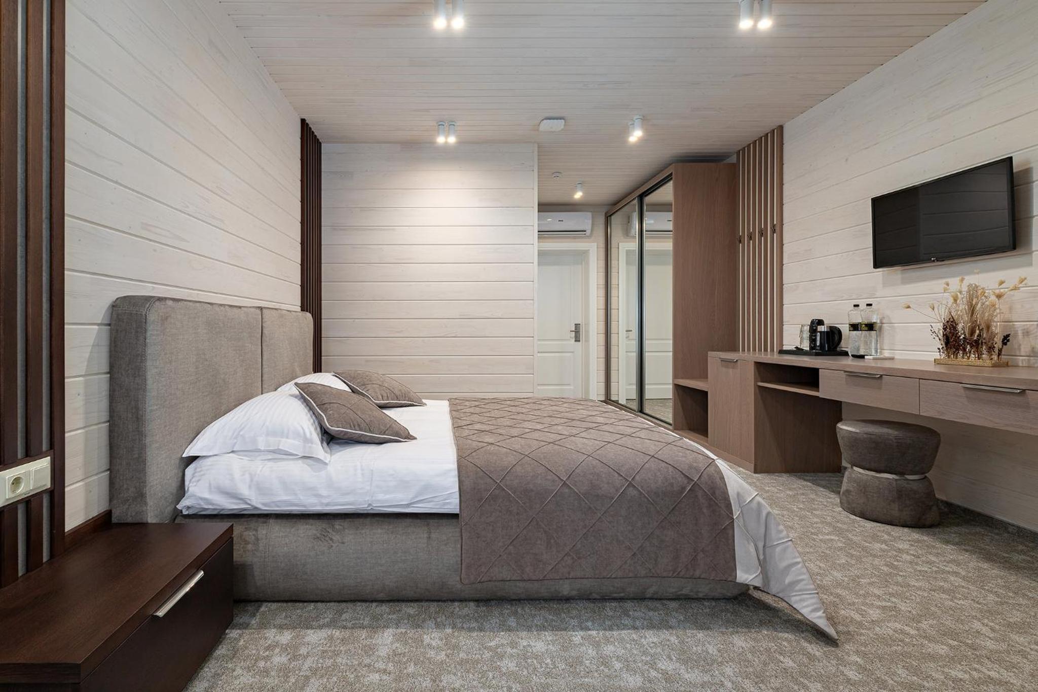 Deluxe Triple Room with Spa Access