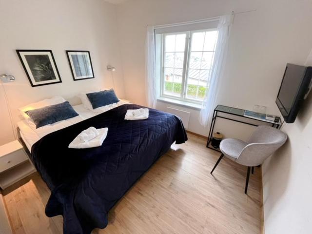 Double Room - Photo 3