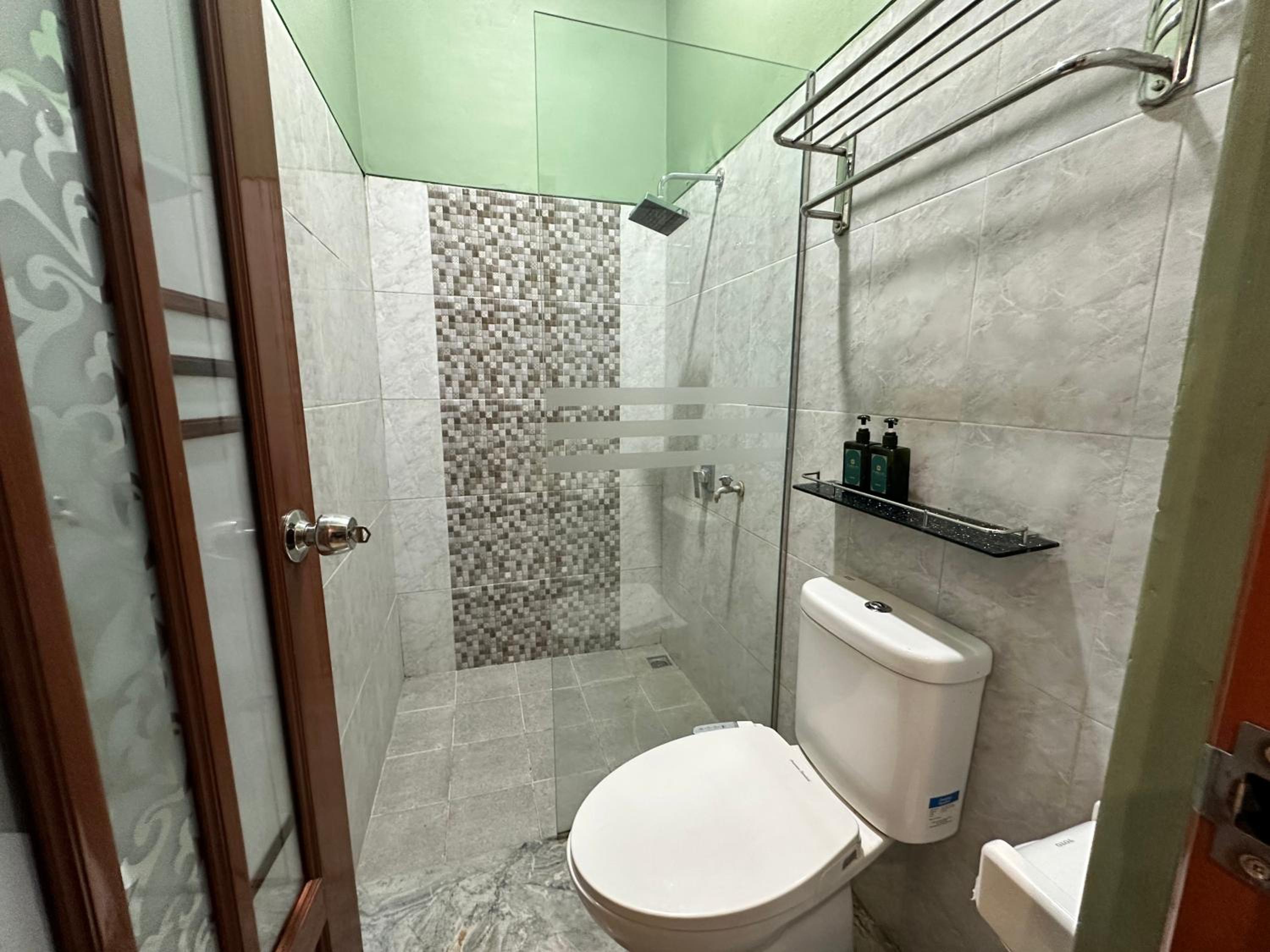 Double Room With Shared Bathroom photo 2