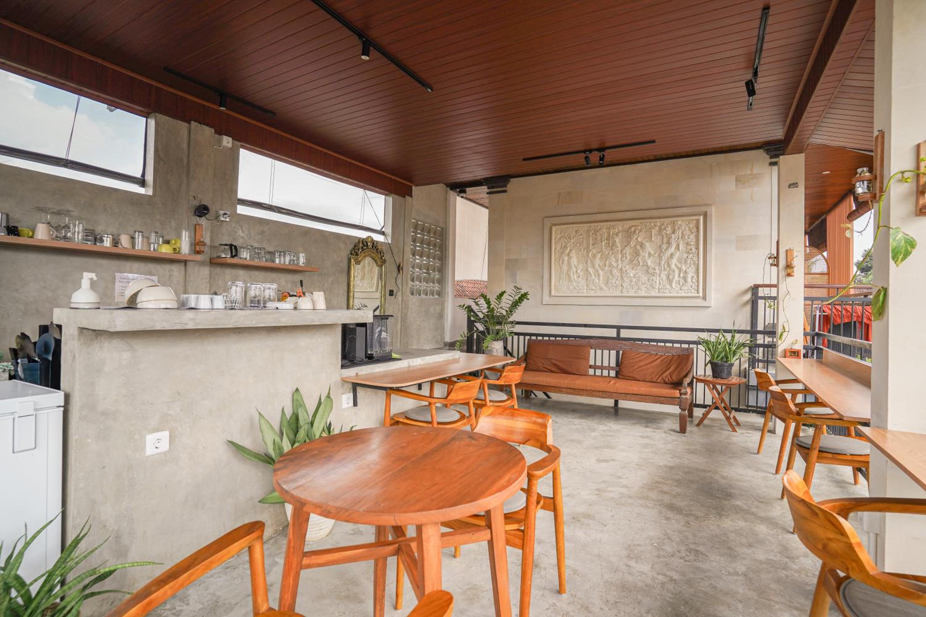 Double Room with Patio - Photo 12