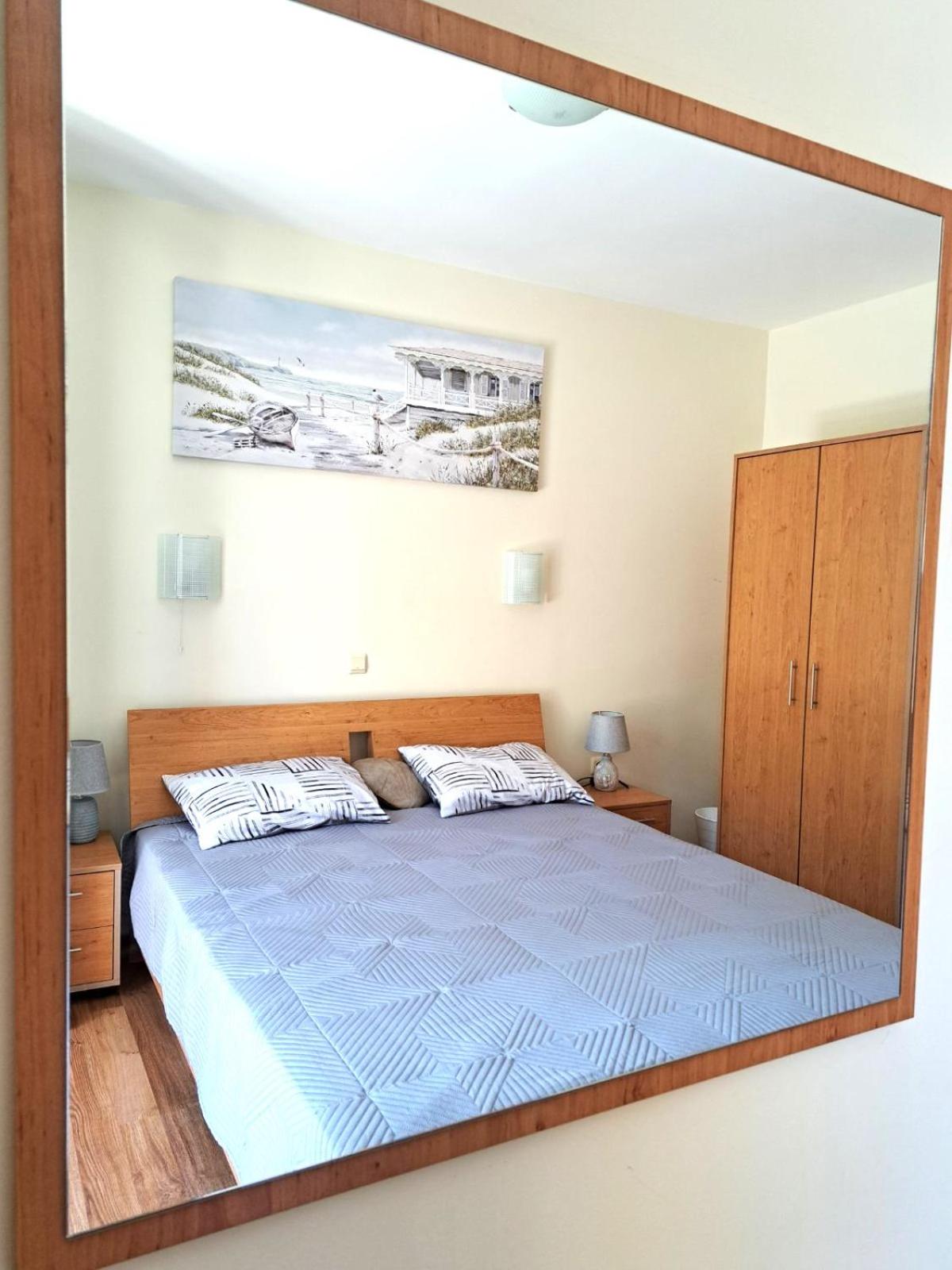 One-Bedroom Apartment photo 3