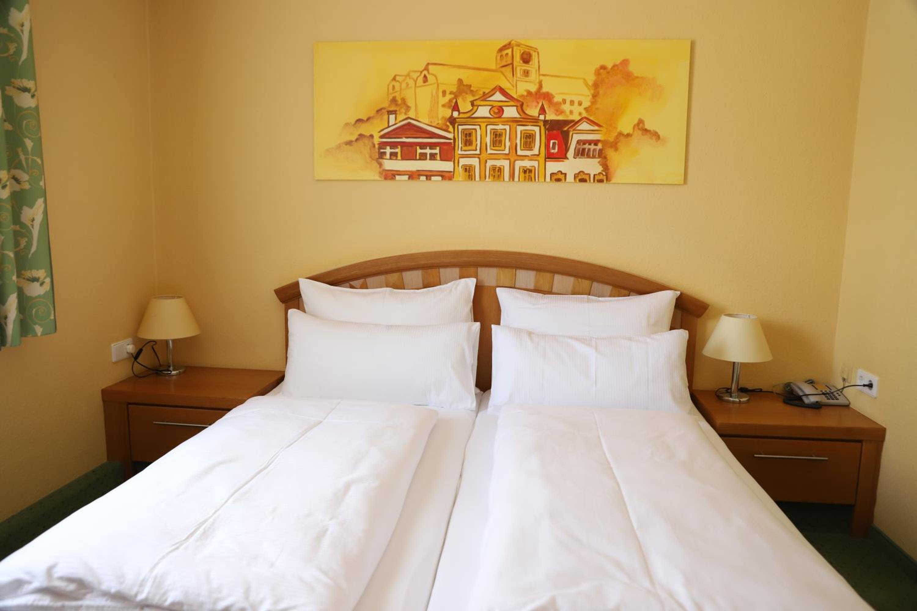 Standard Double Room photo 3