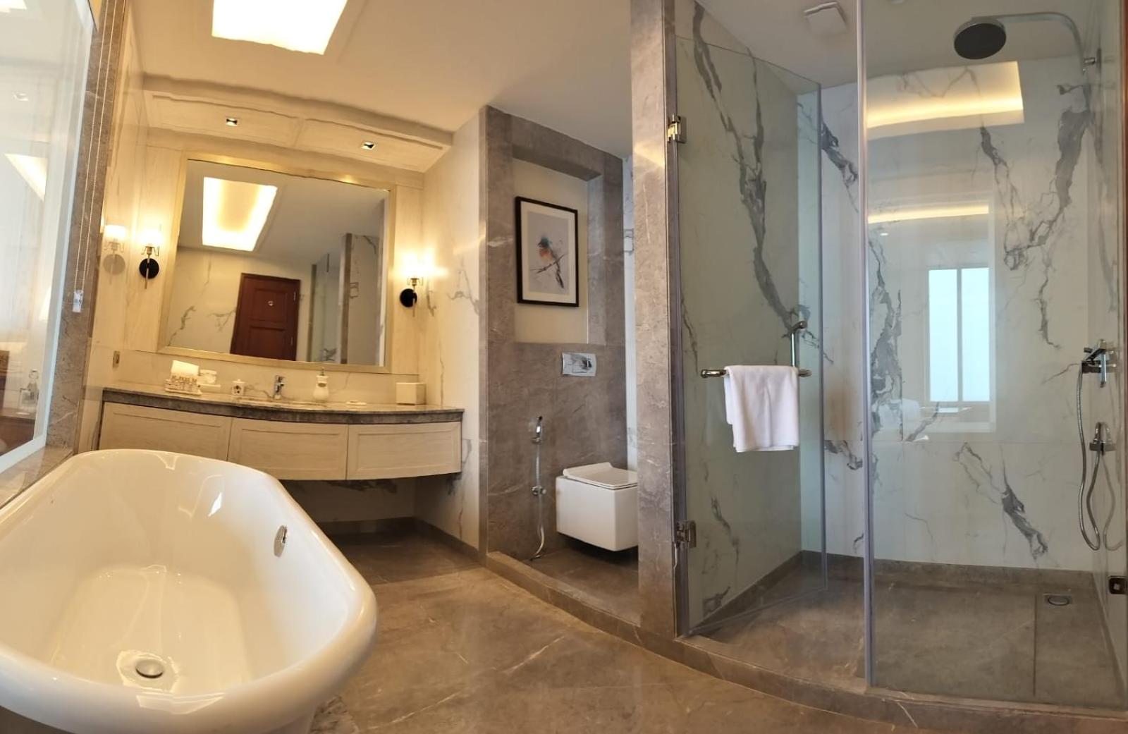 King Suite photo 3