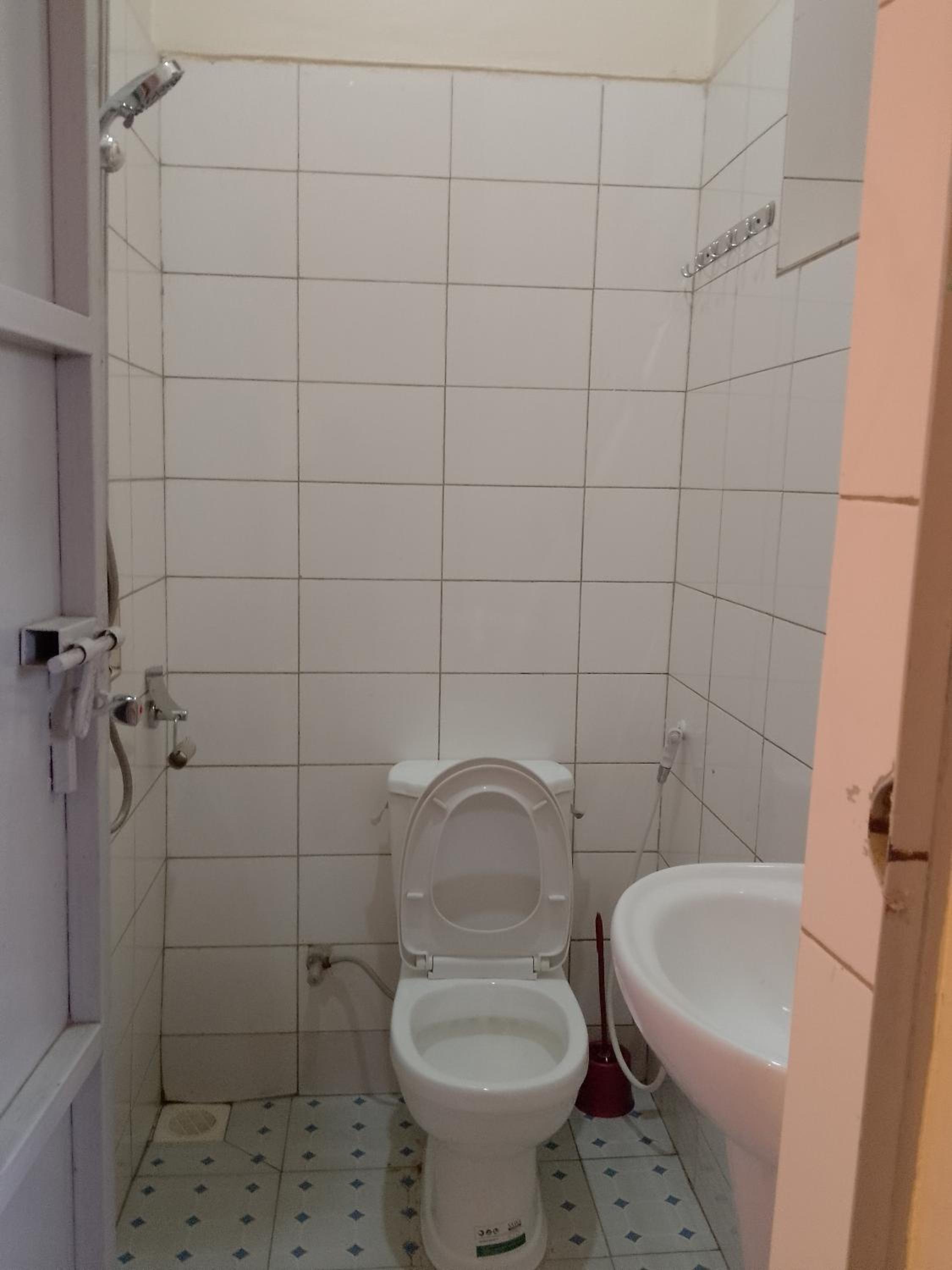 Budget Double Room photo 2