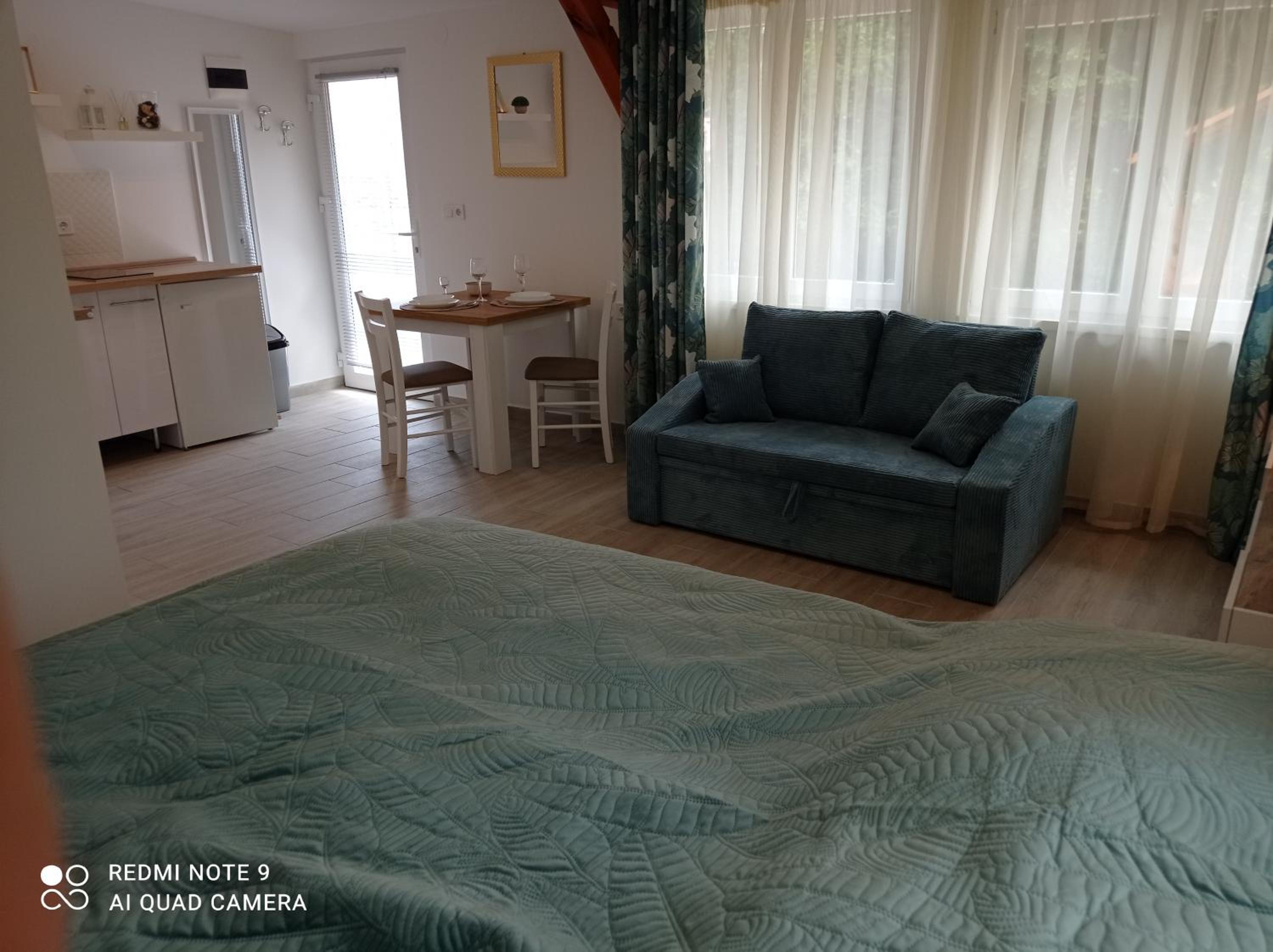 One-Bedroom Apartment photo 3