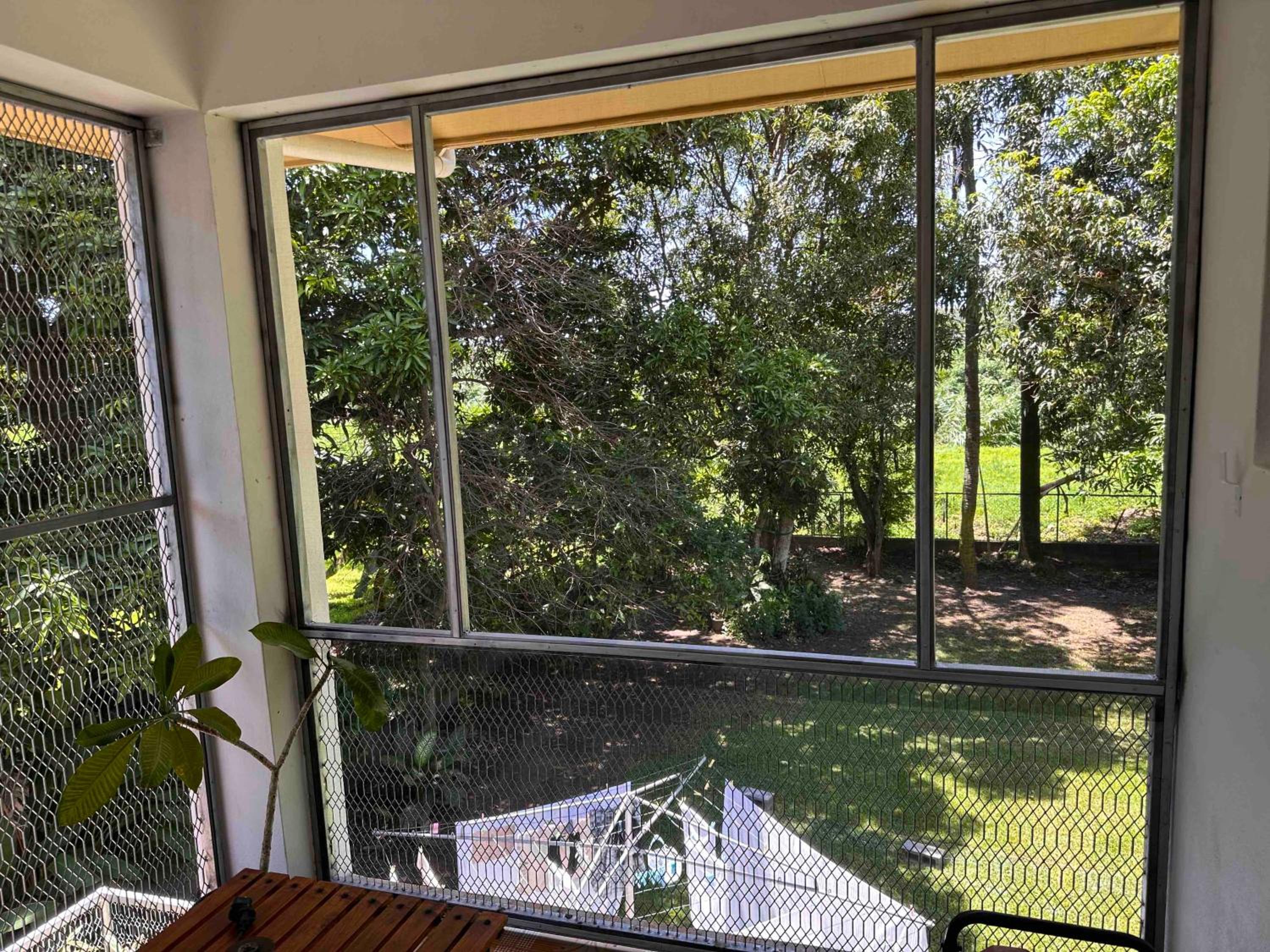 Deluxe Double Room (2 Adults + 1 Child) photo 2