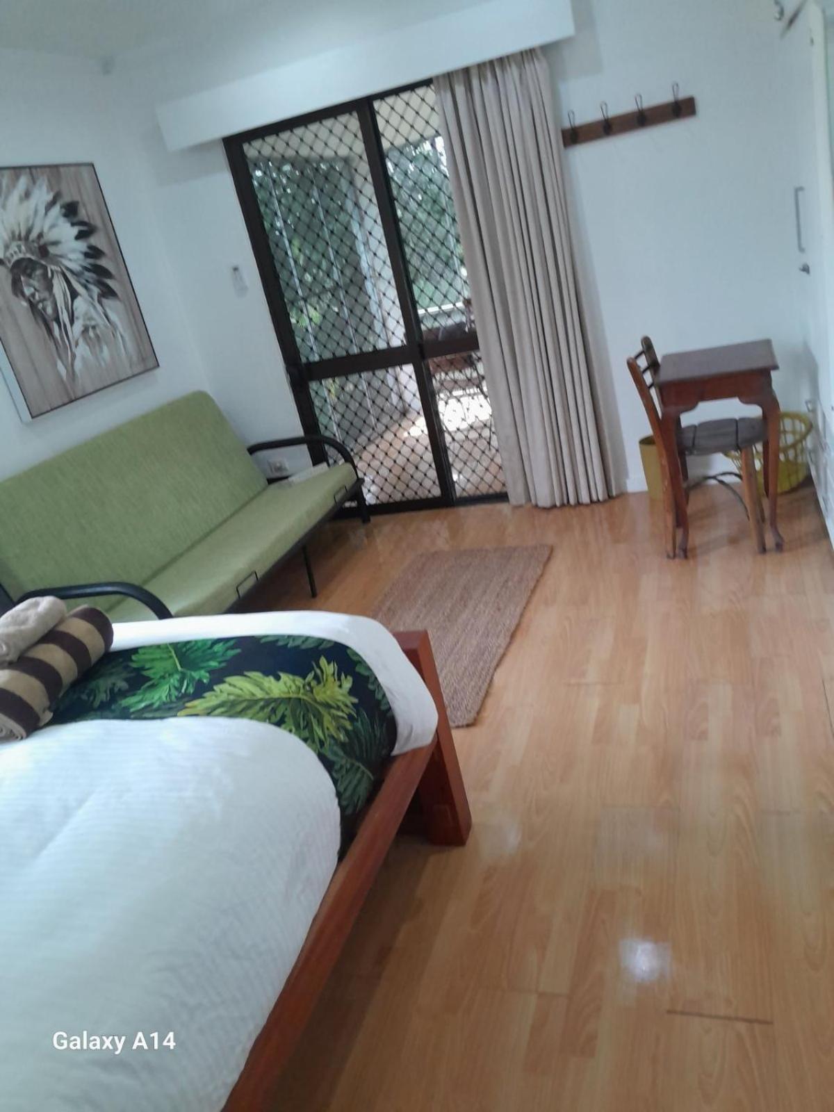 Deluxe Double Room (2 Adults + 1 Child) photo 3