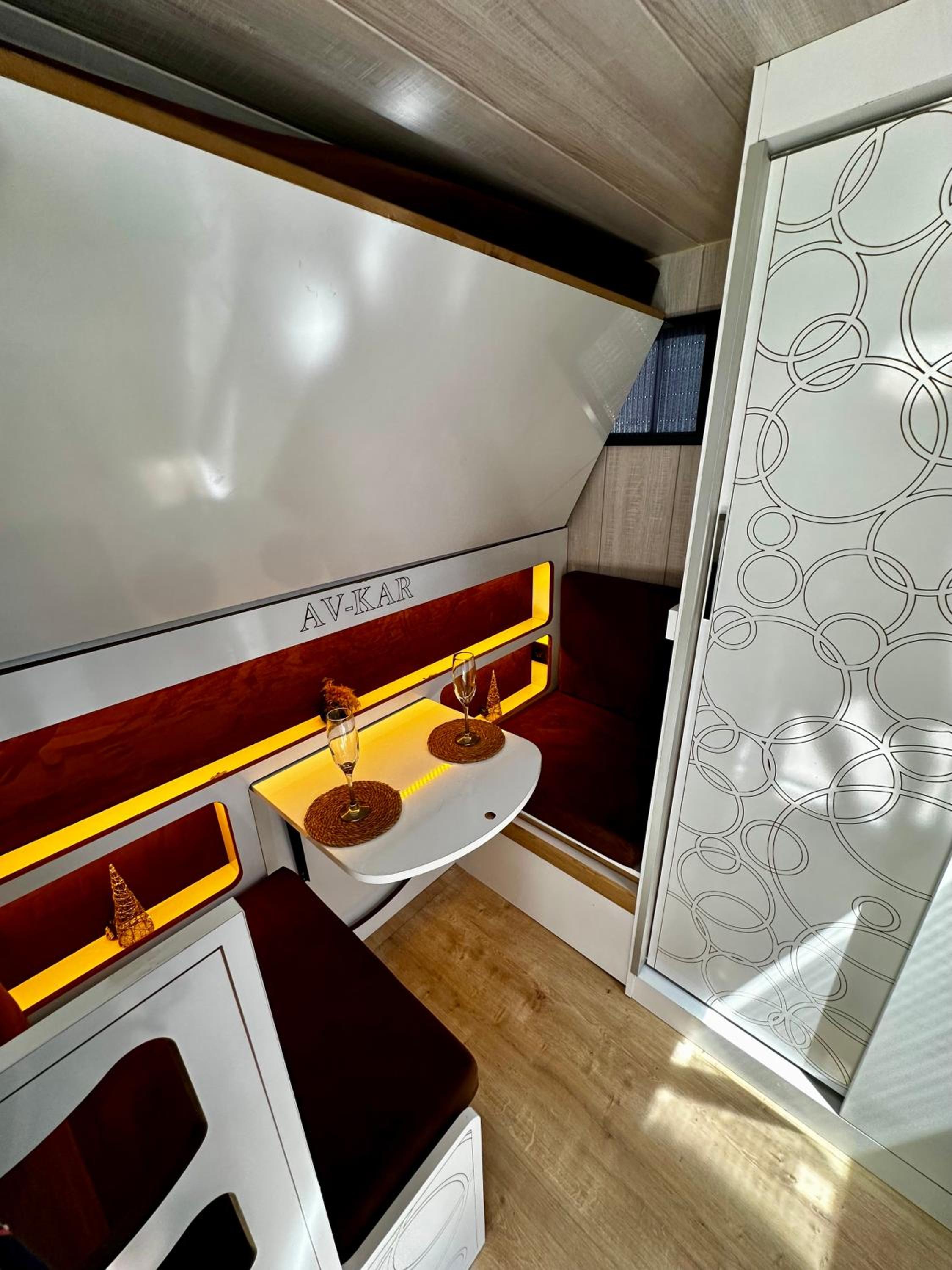 Caravan photo 2