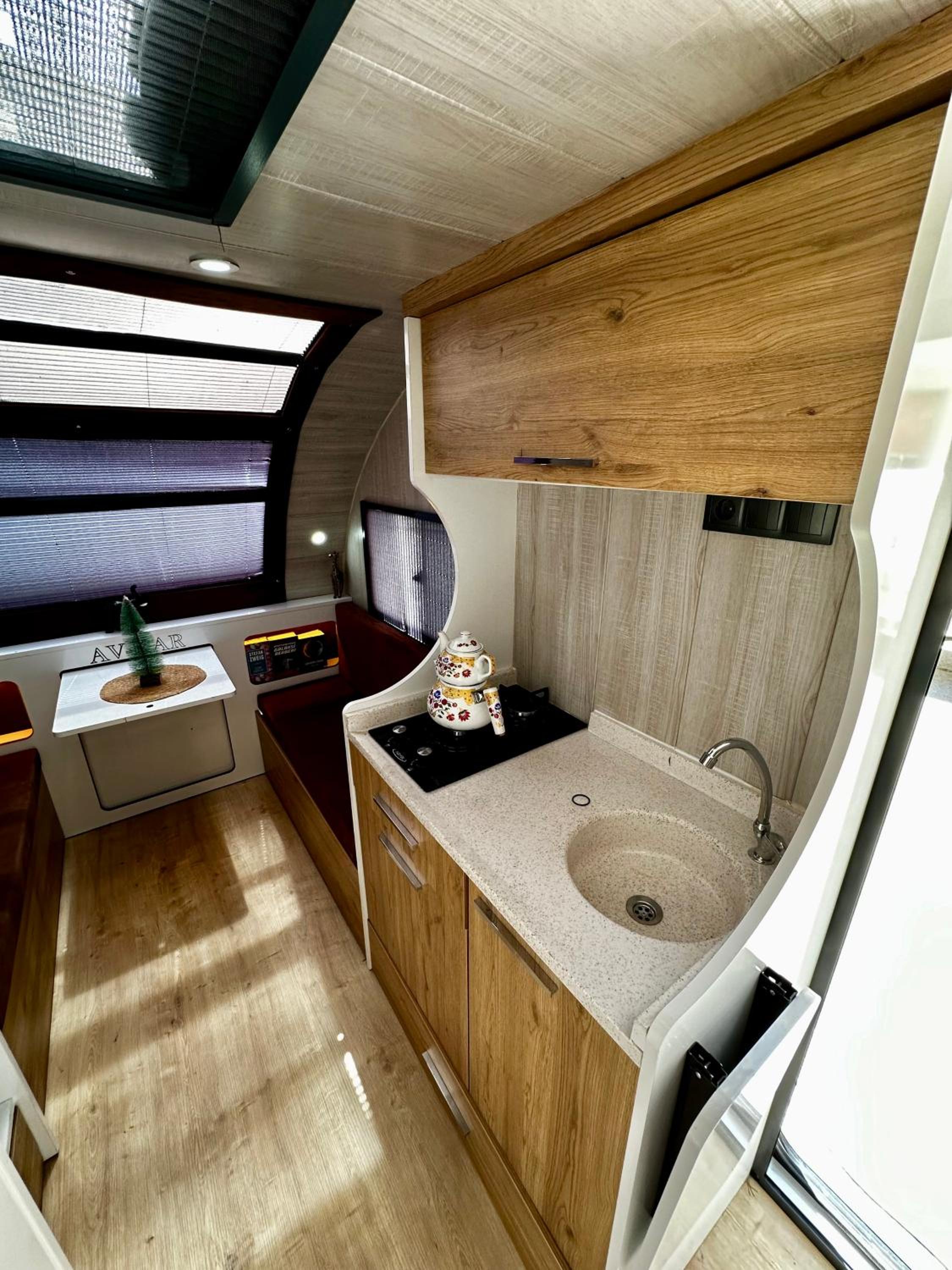 Caravan photo 1