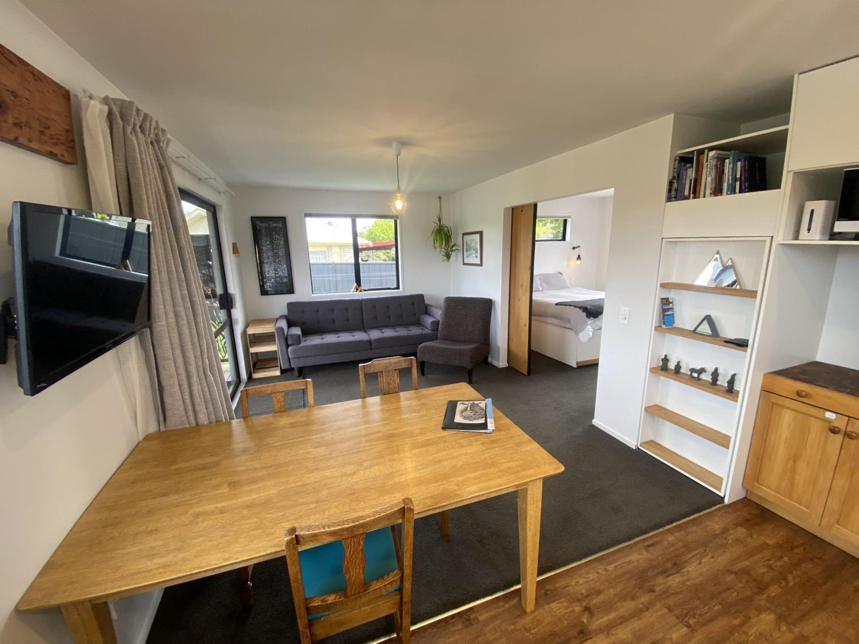 One-Bedroom House photo 1
