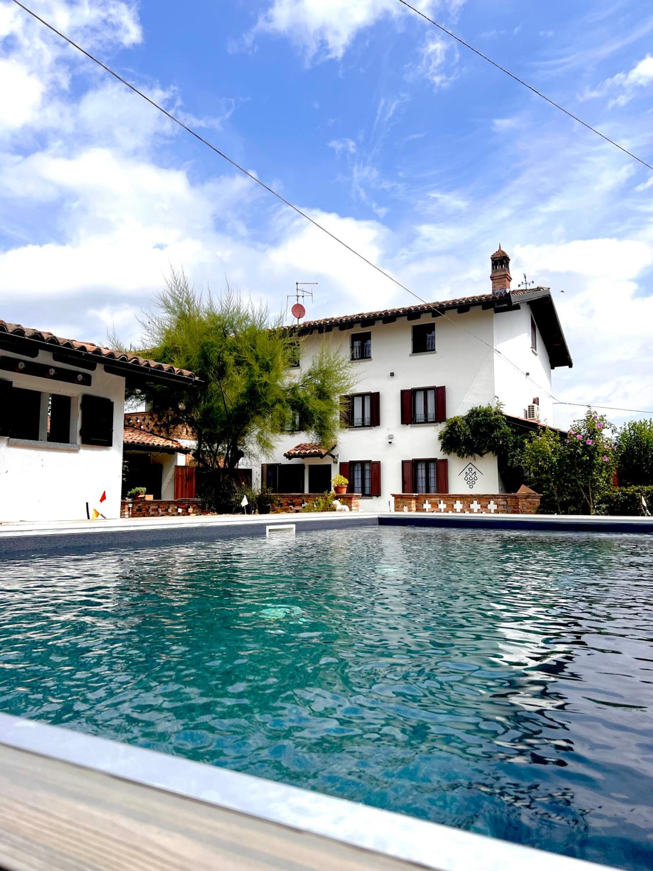 Villa photo 3