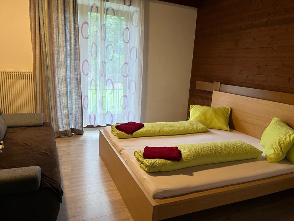 Triple Room with Bathroom photo 2