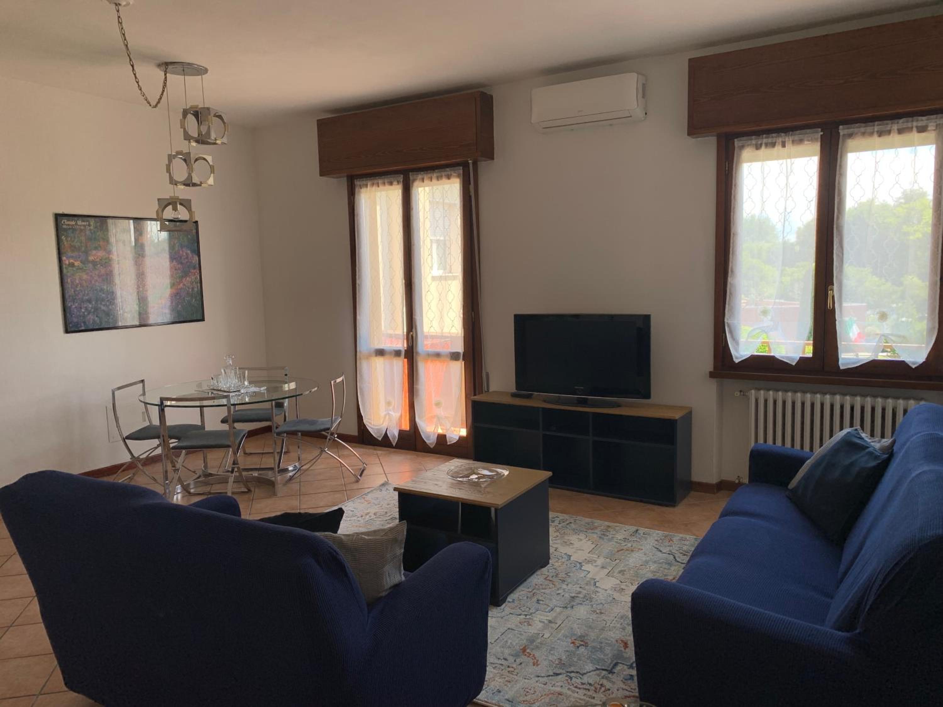 Three-Bedroom Apartment photo 1