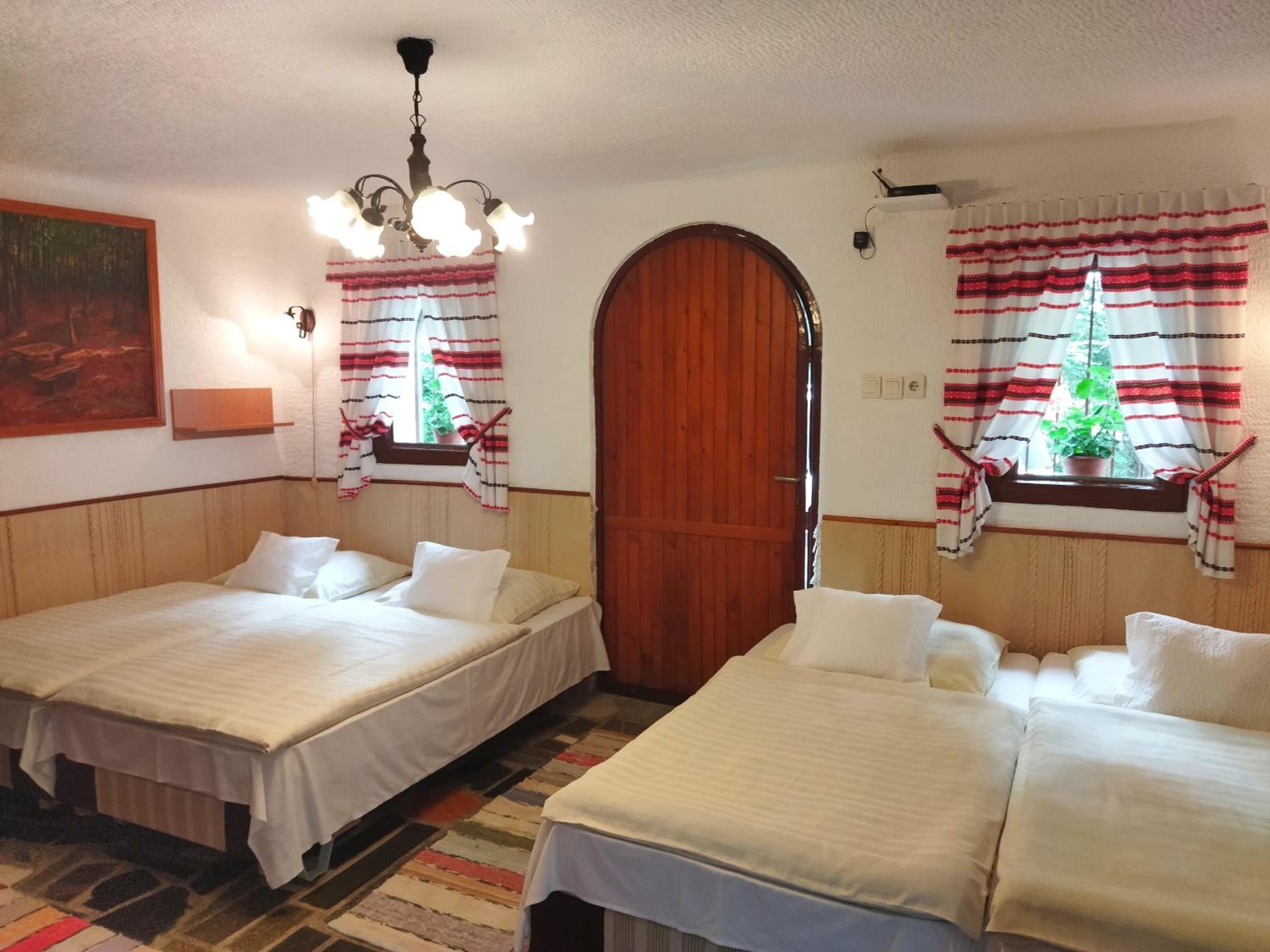 One-Bedroom House with Terrace - Zöldváralja utca  photo 2
