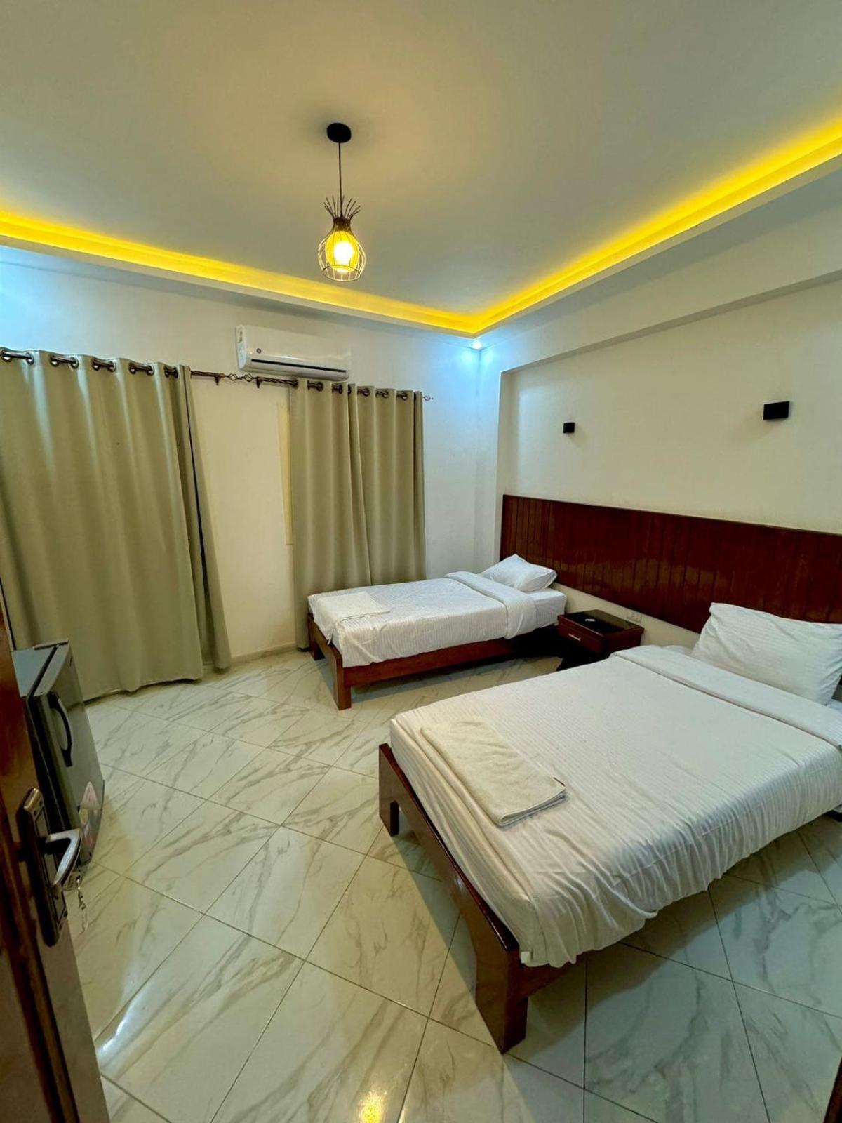 Double Room with Private Bathroom