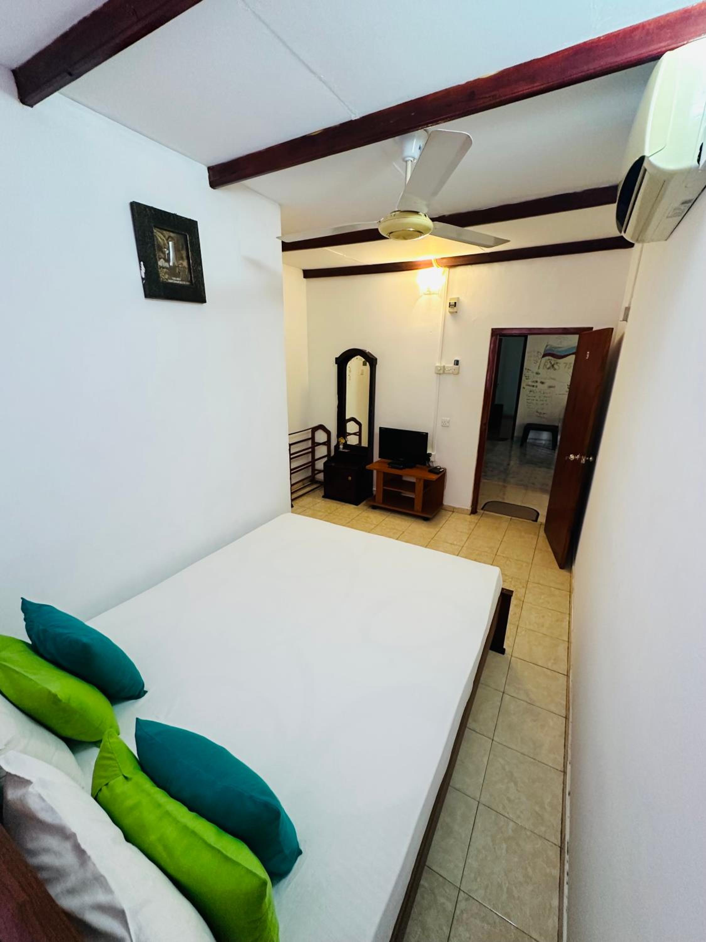 Small Double Room photo 3