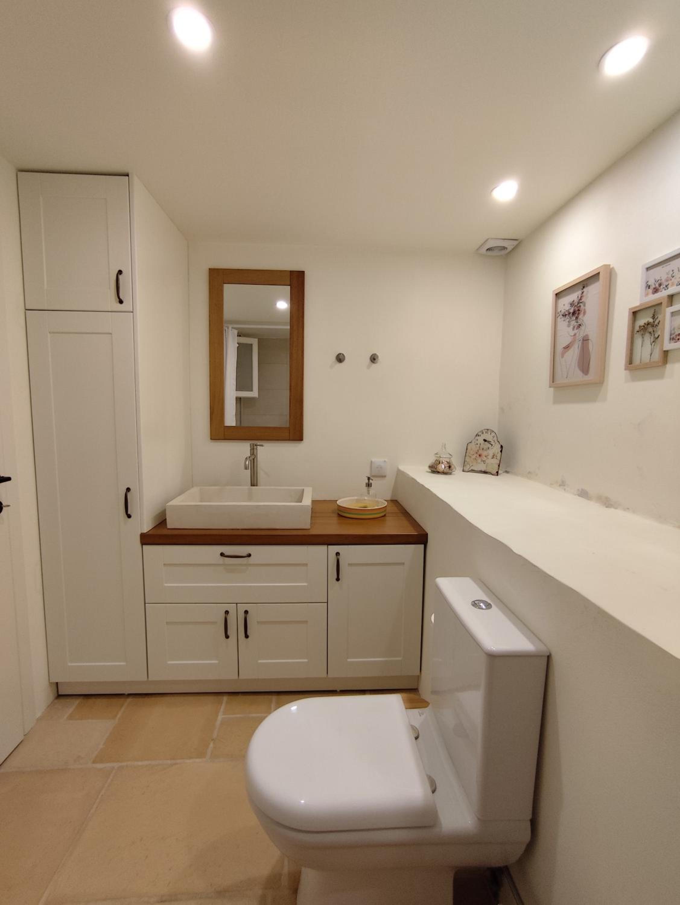 Two-Bedroom House photo 3