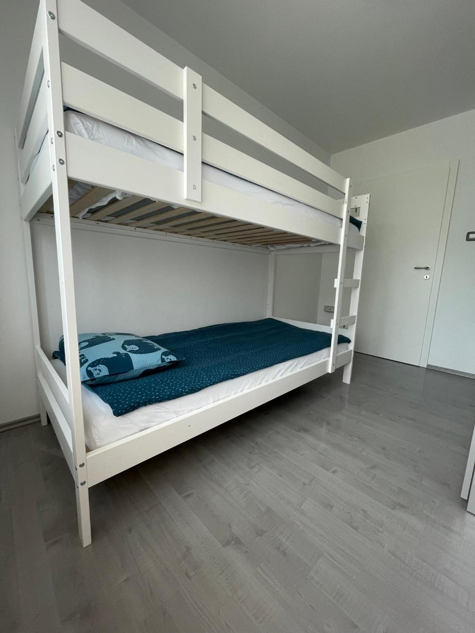 Three-Bedroom Apartment photo 2
