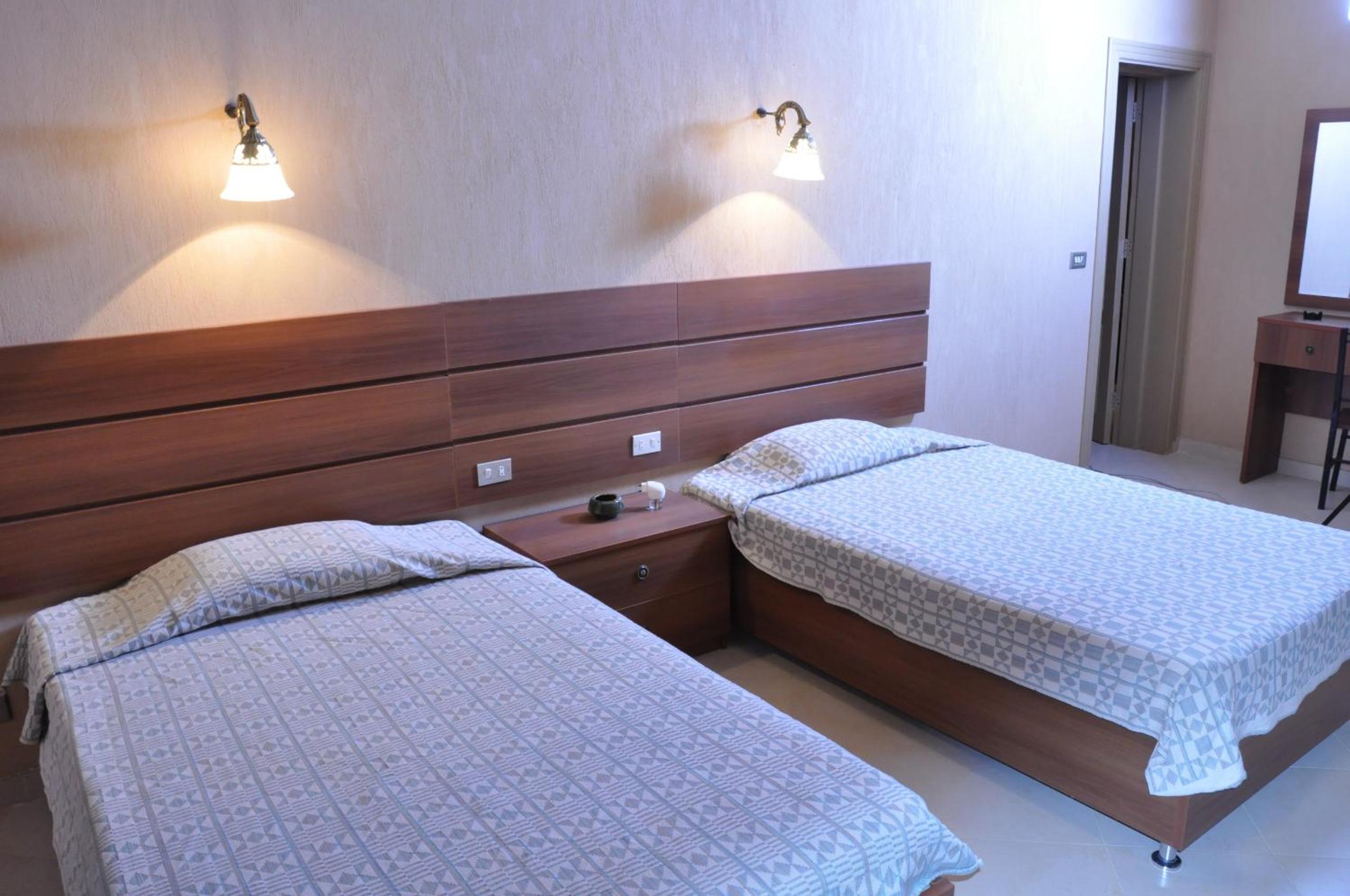 Deluxe Double Or Twin Room photo 2