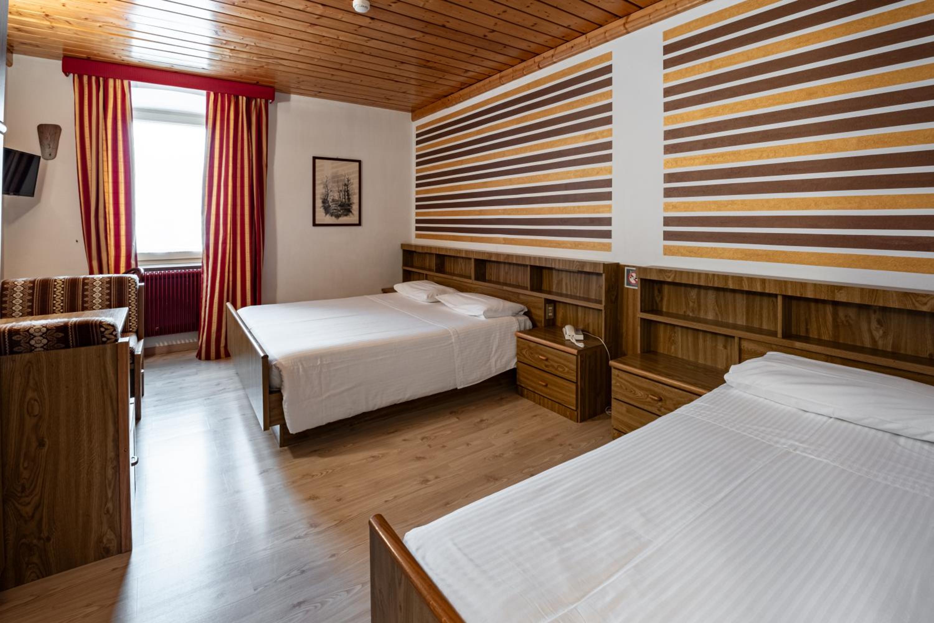 Triple Room with Mountain View - Photo 3