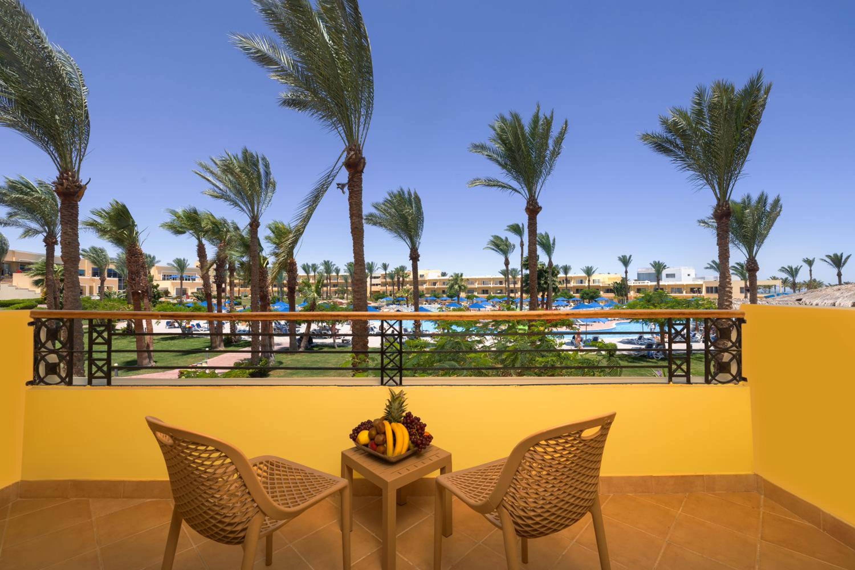 Superior Double or Twin Room with Sea View photo 2