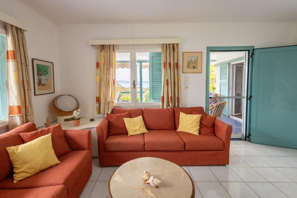 Two-Bedroom House photo 1