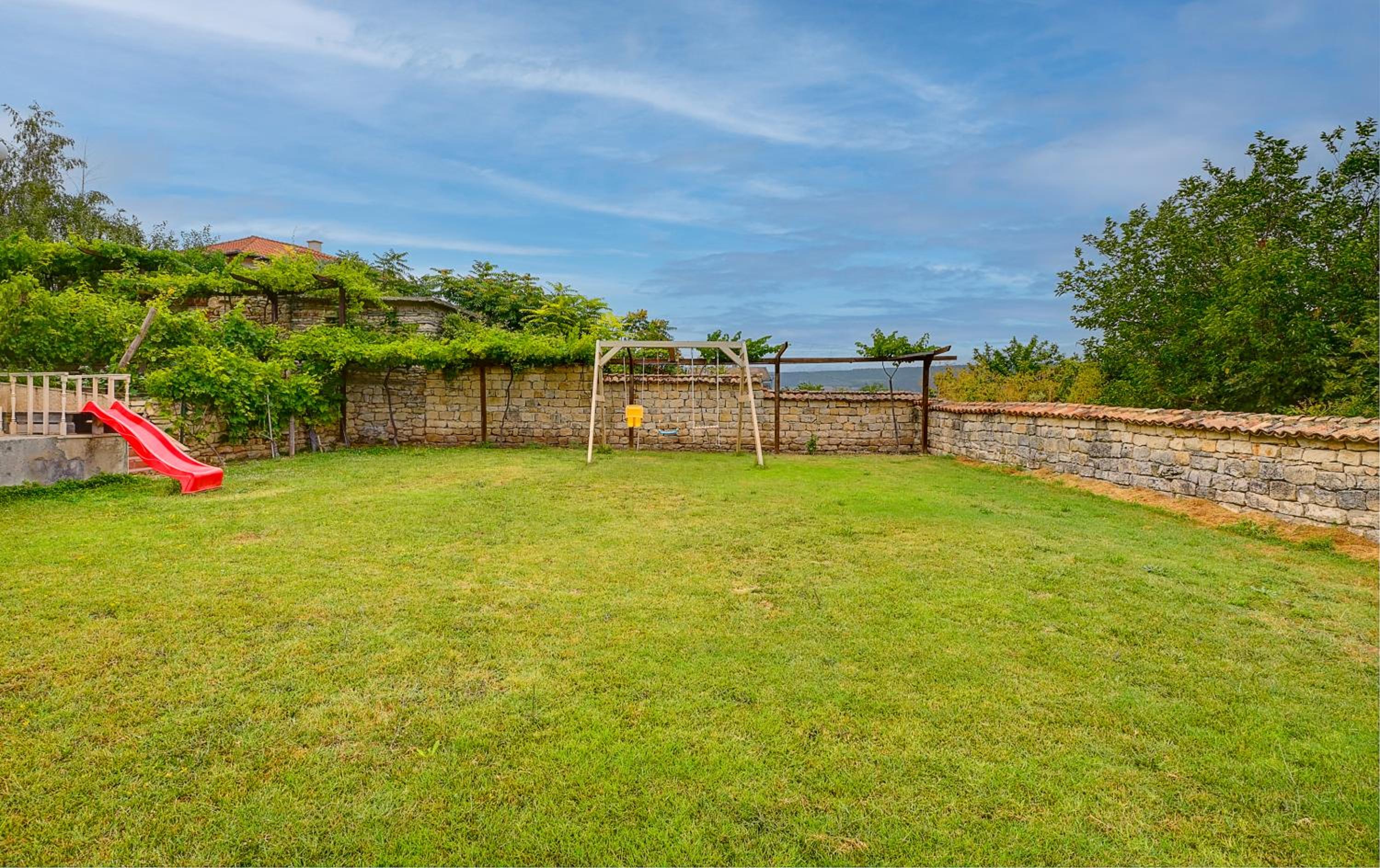 Villa with Private Pool photo 3