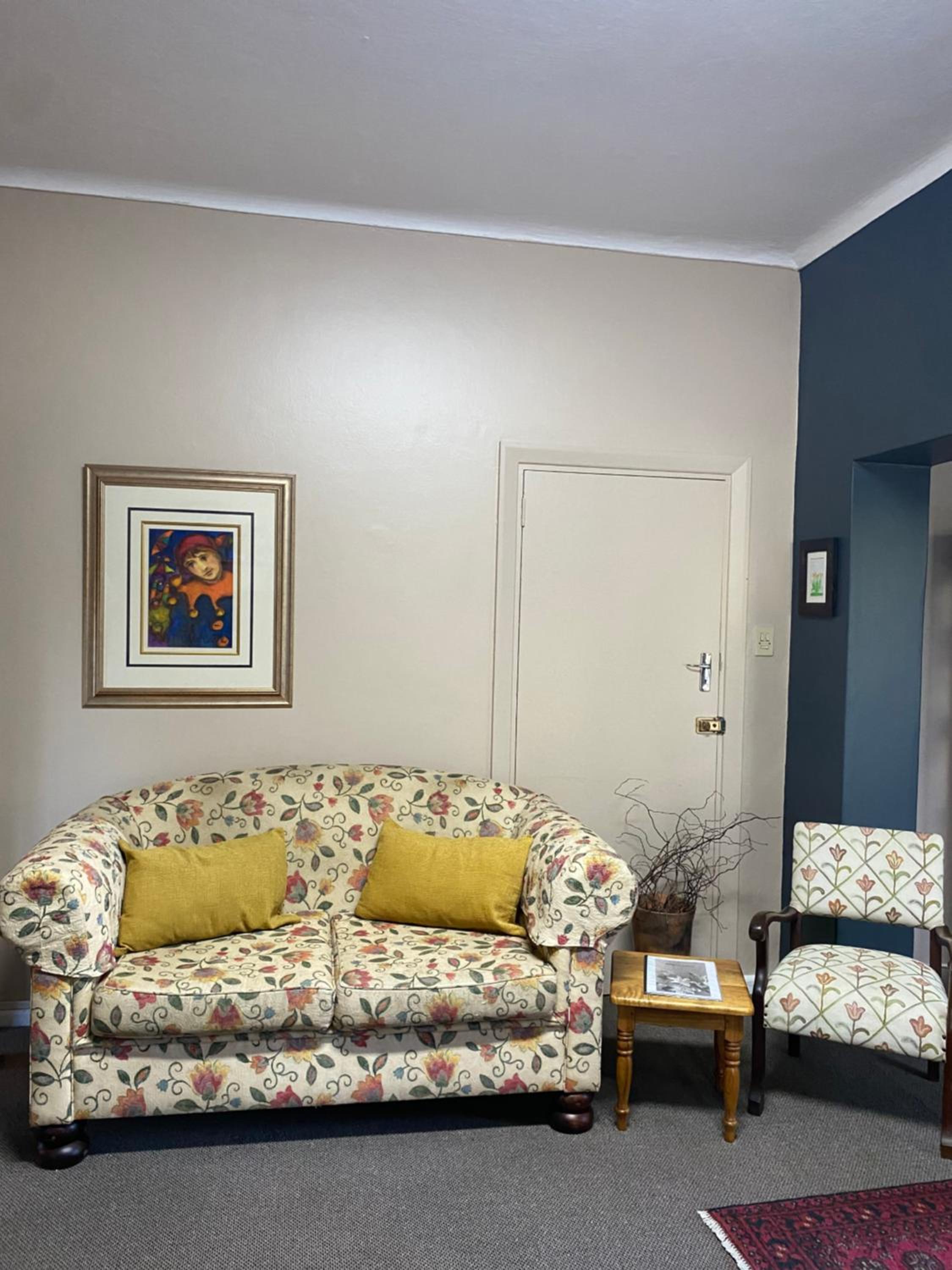 One-Bedroom Apartment photo 3