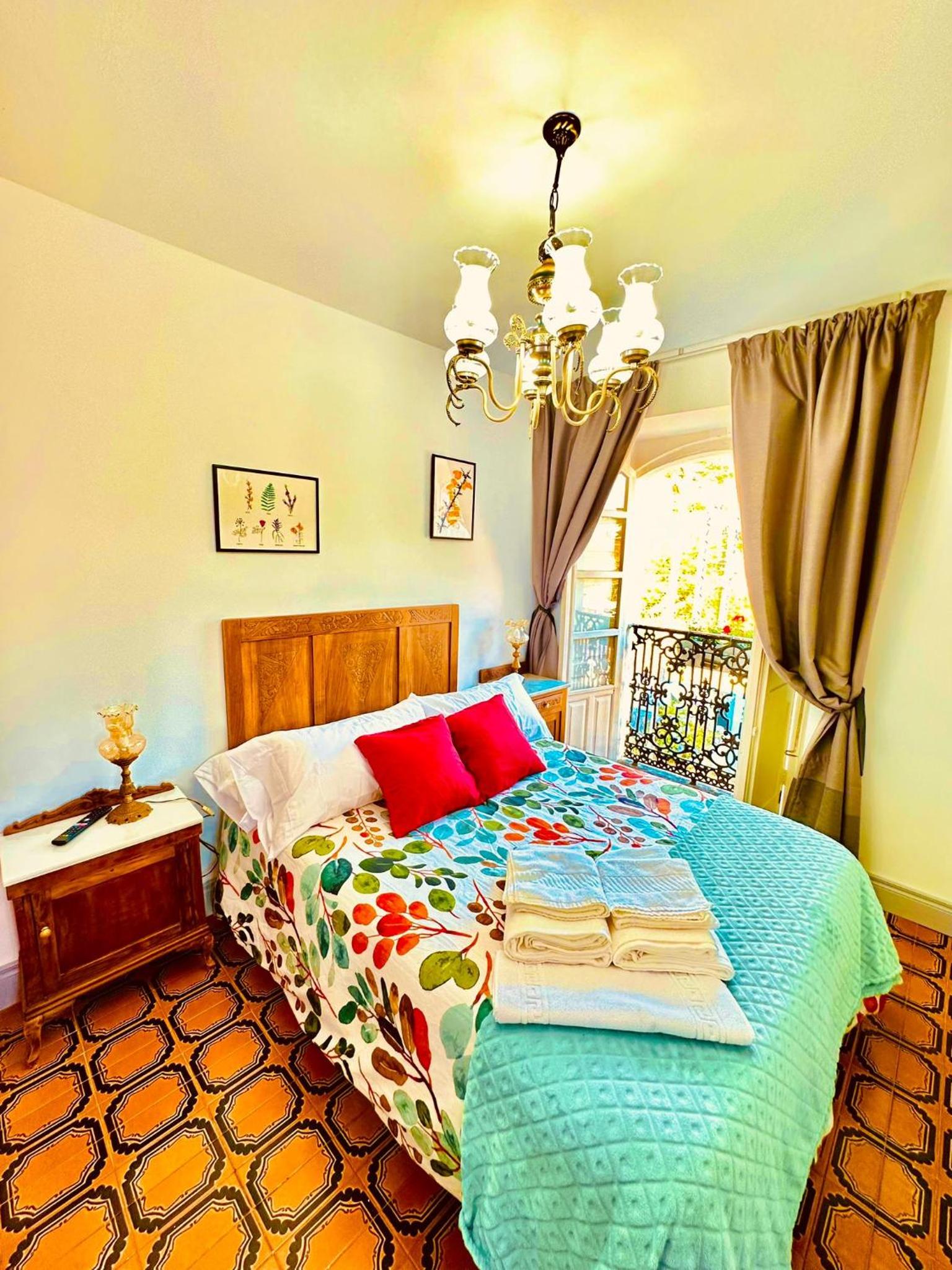 Double Room with Shared Bathroom