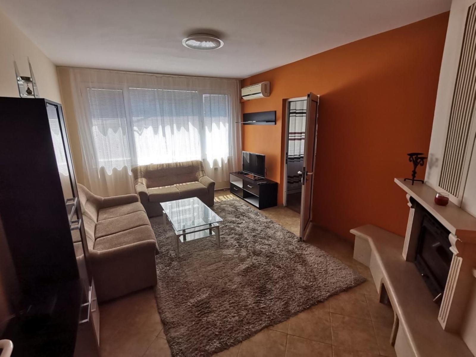 Two-Bedroom Apartment with Garden View photo 1