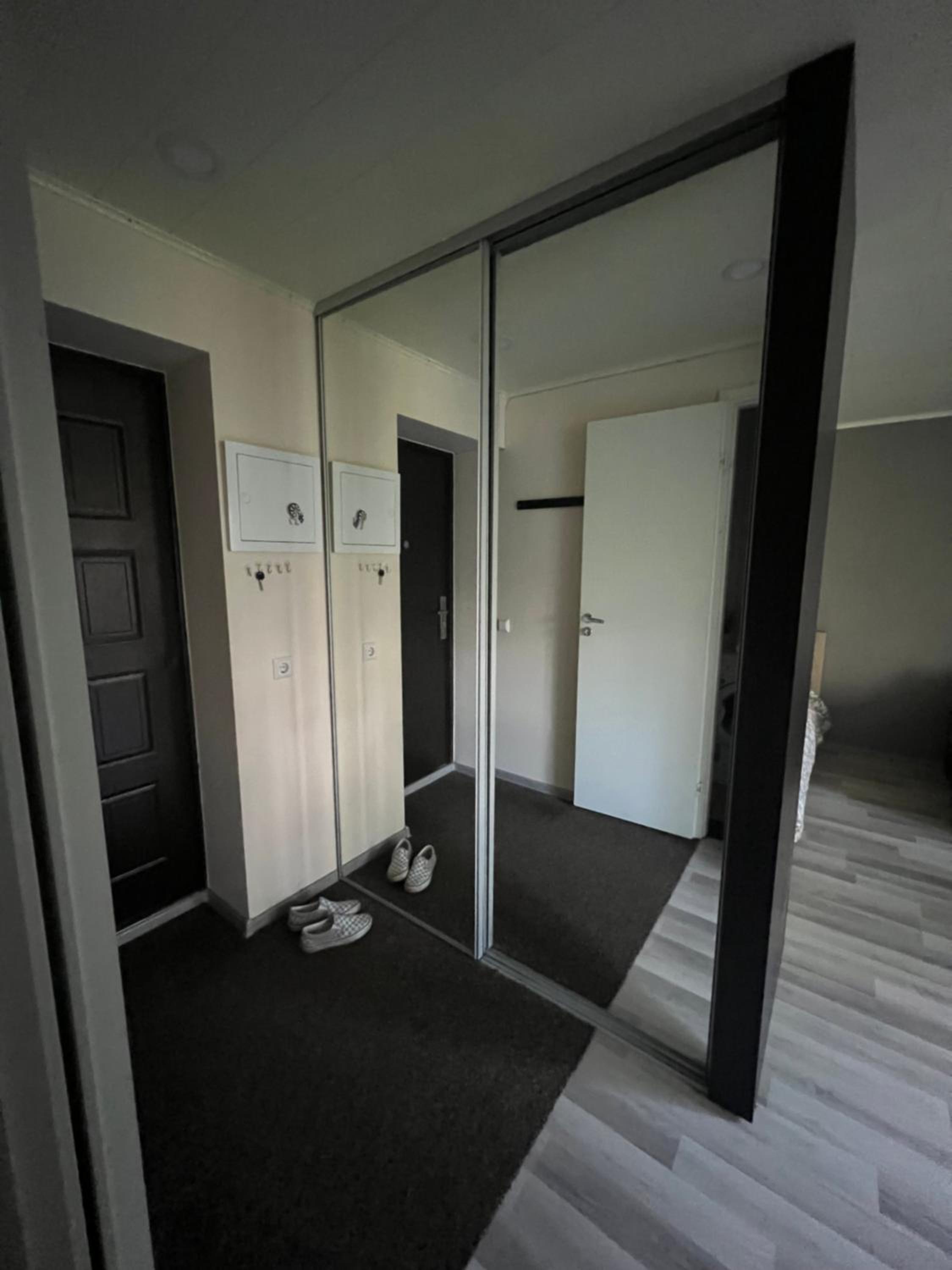 One-Bedroom Apartment photo 3