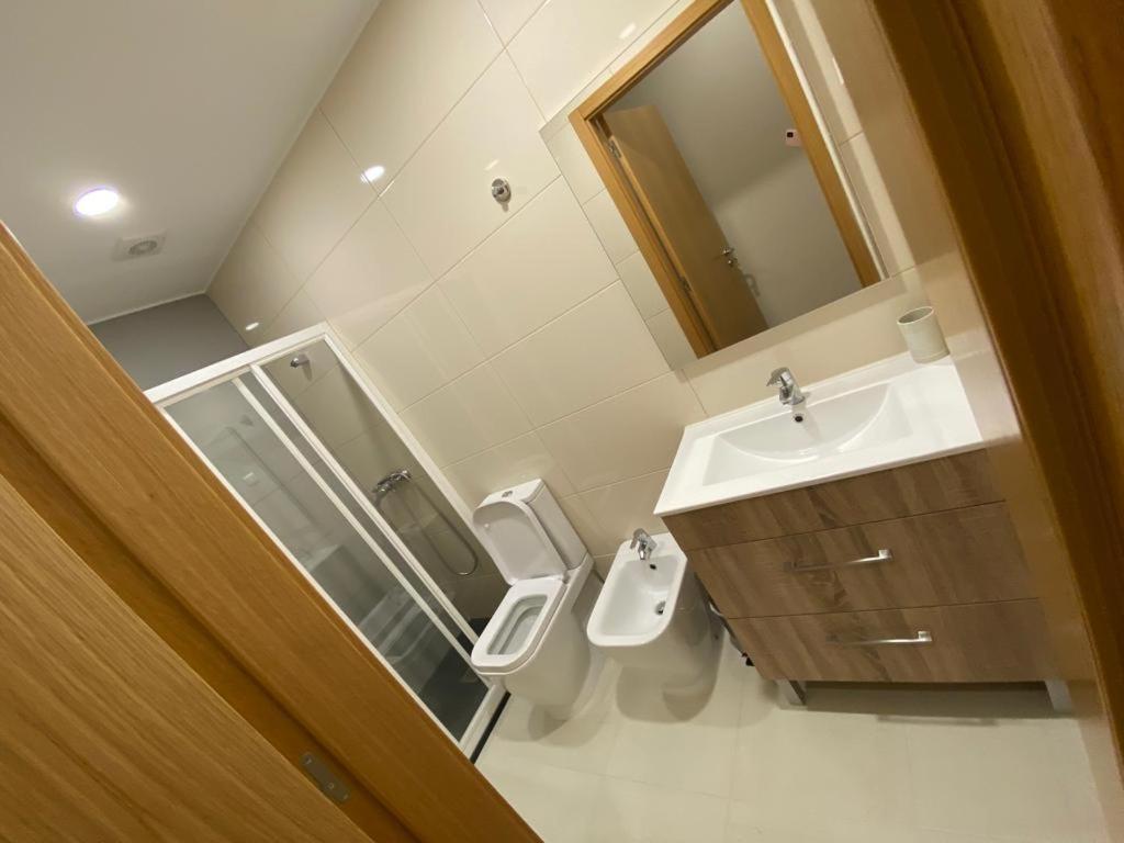 Double Room with Shared Bathroom photo 2