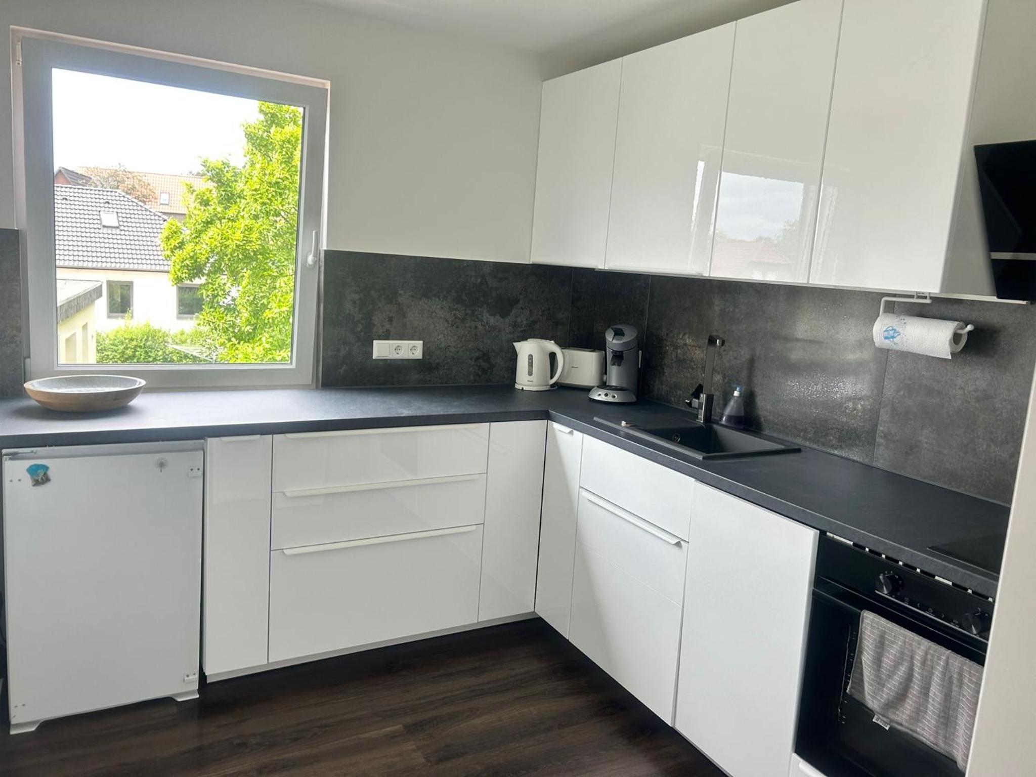 Apartment with Terrace - Photo 5