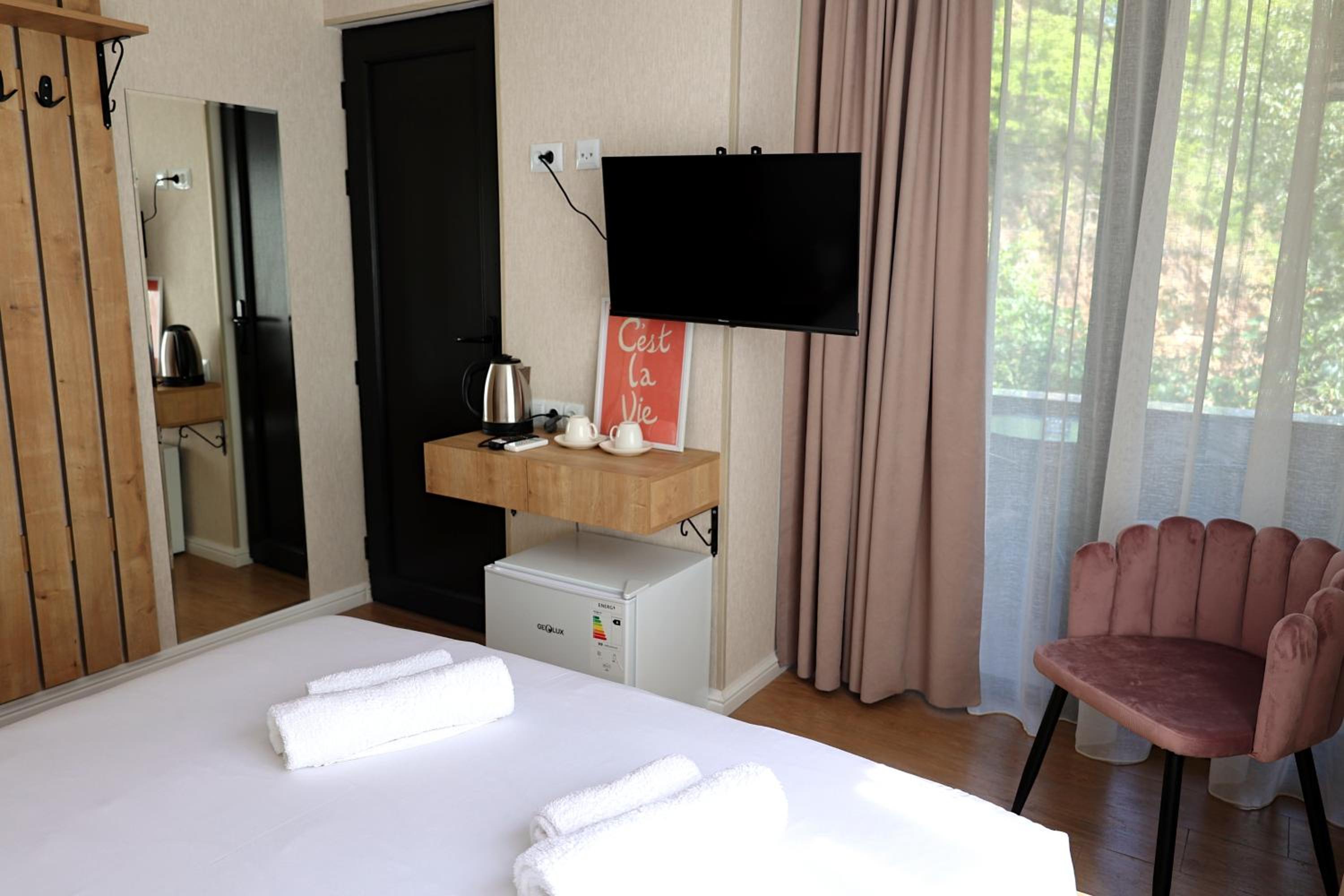 Double Room with Balcony photo 2