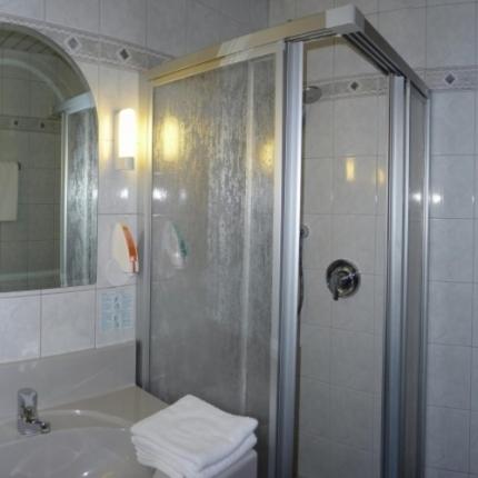 Standard Double Room - Photo 3