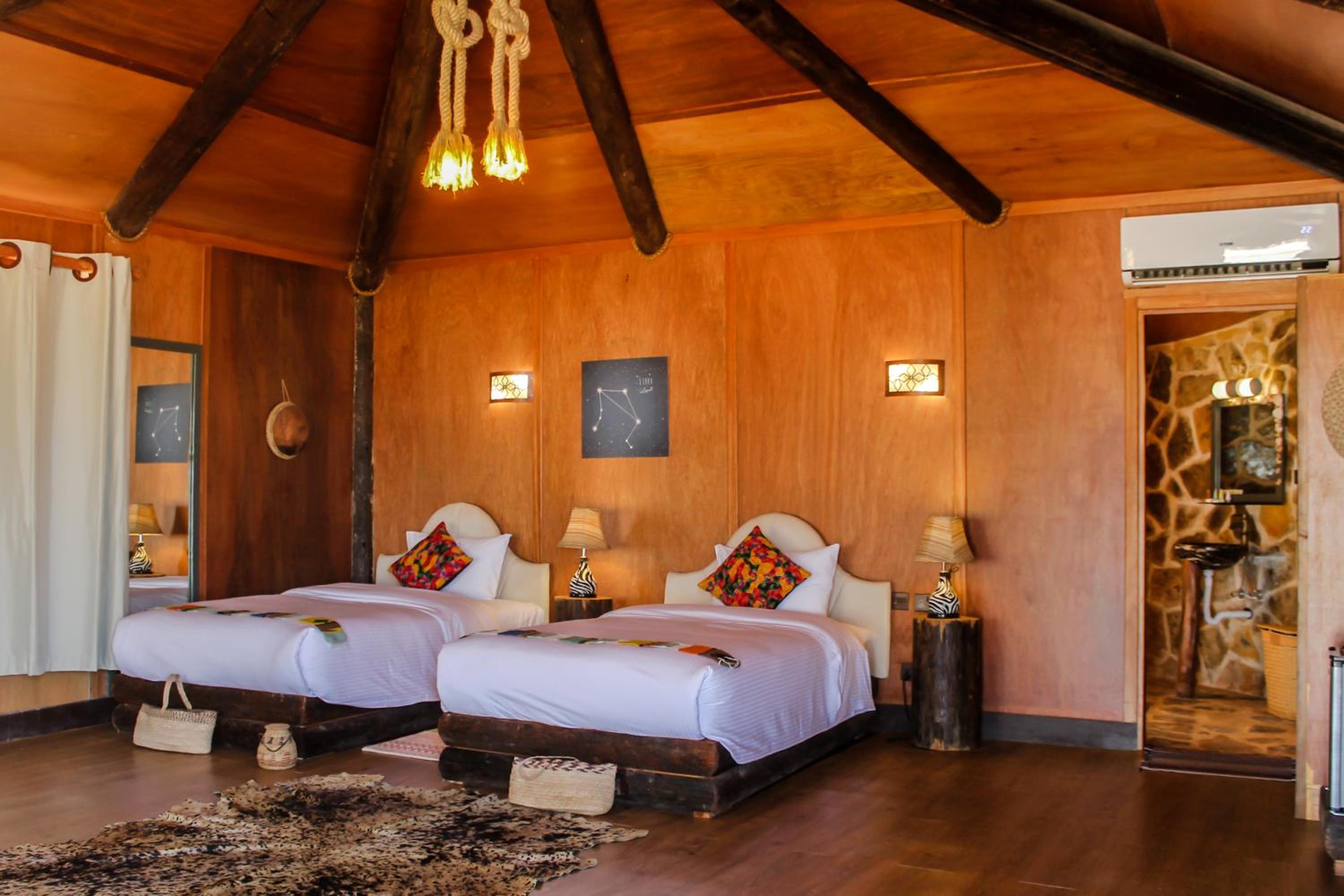 Twin Bed Bungalow with Ocean View photo 1