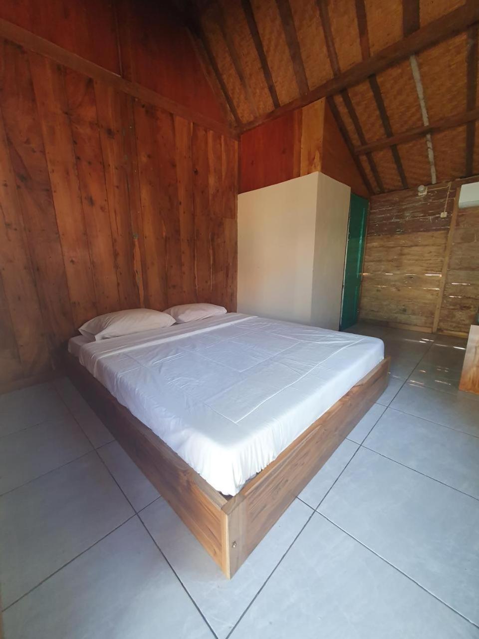 Standard Double Room with Shared Bathroom photo 3