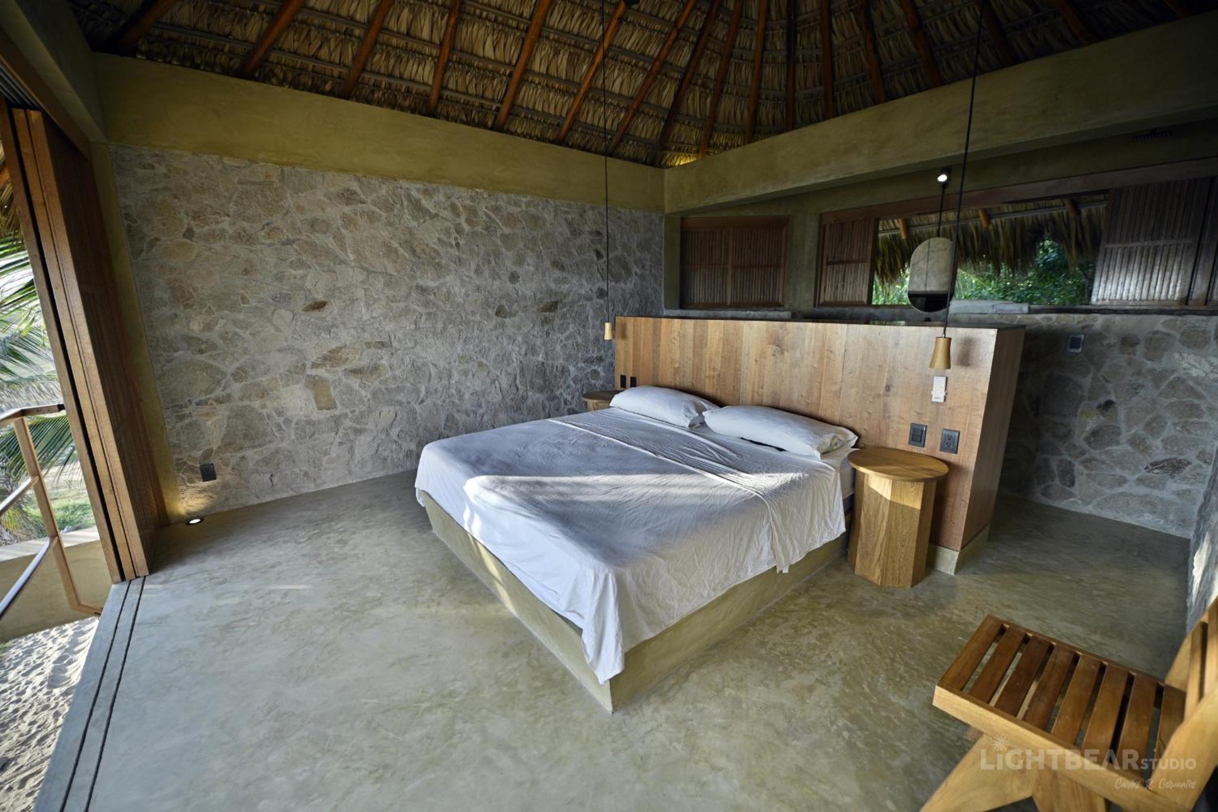 Two-Bedroom House - Photo 23
