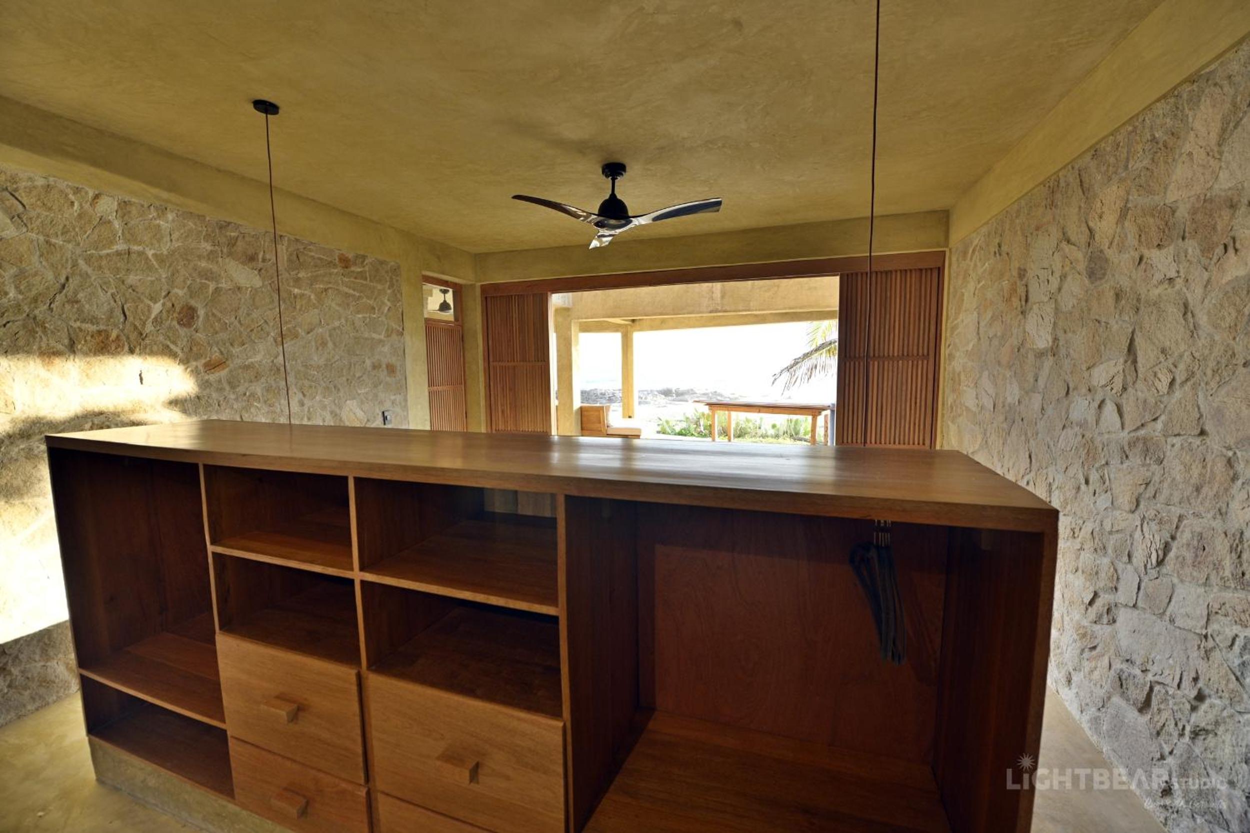 Two-Bedroom House - Photo 10
