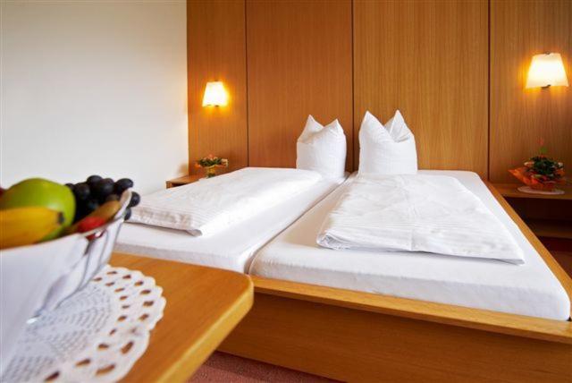 Double Room with Balcony or Terrace - Photo 4