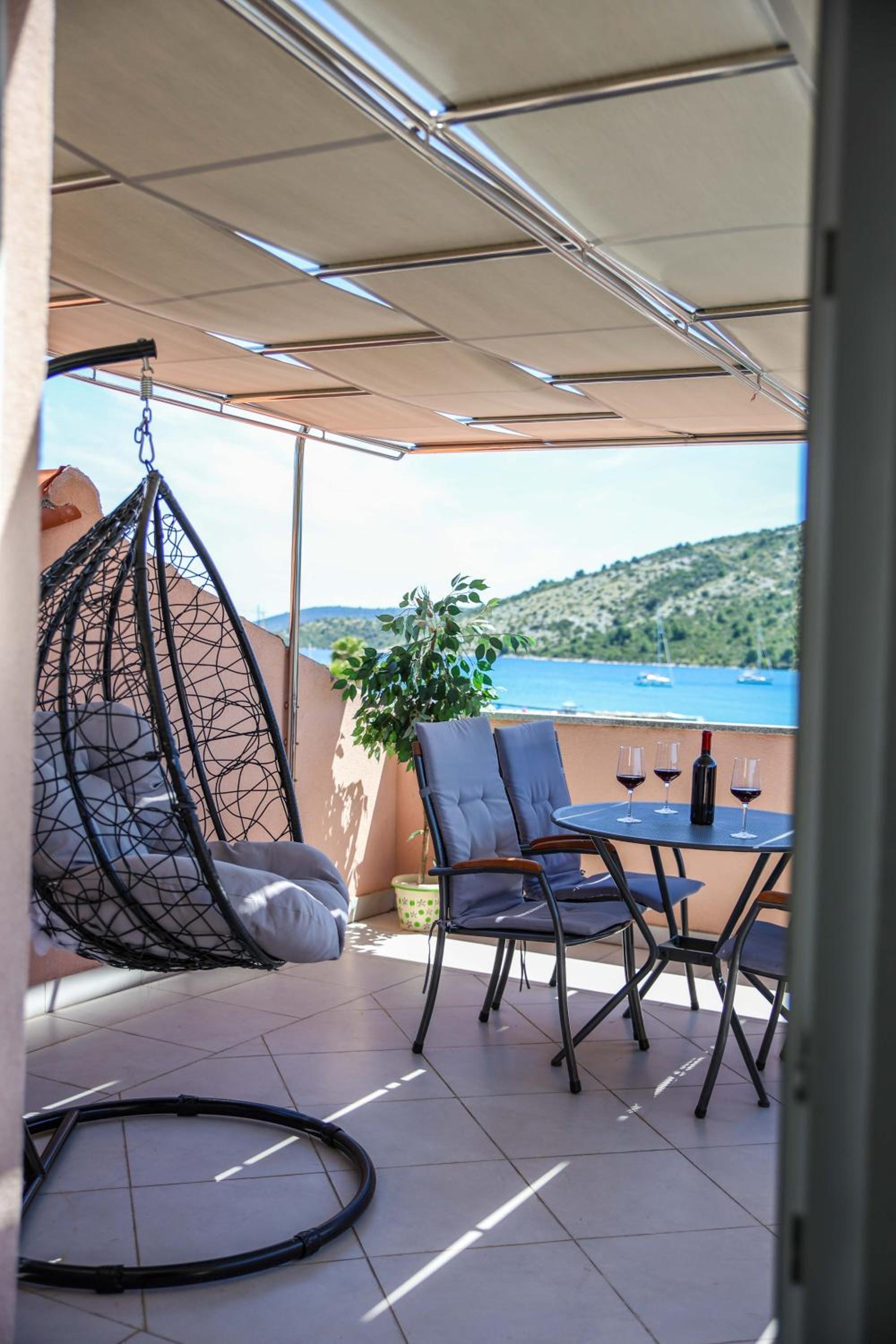 Apartment with Sea View photo 3