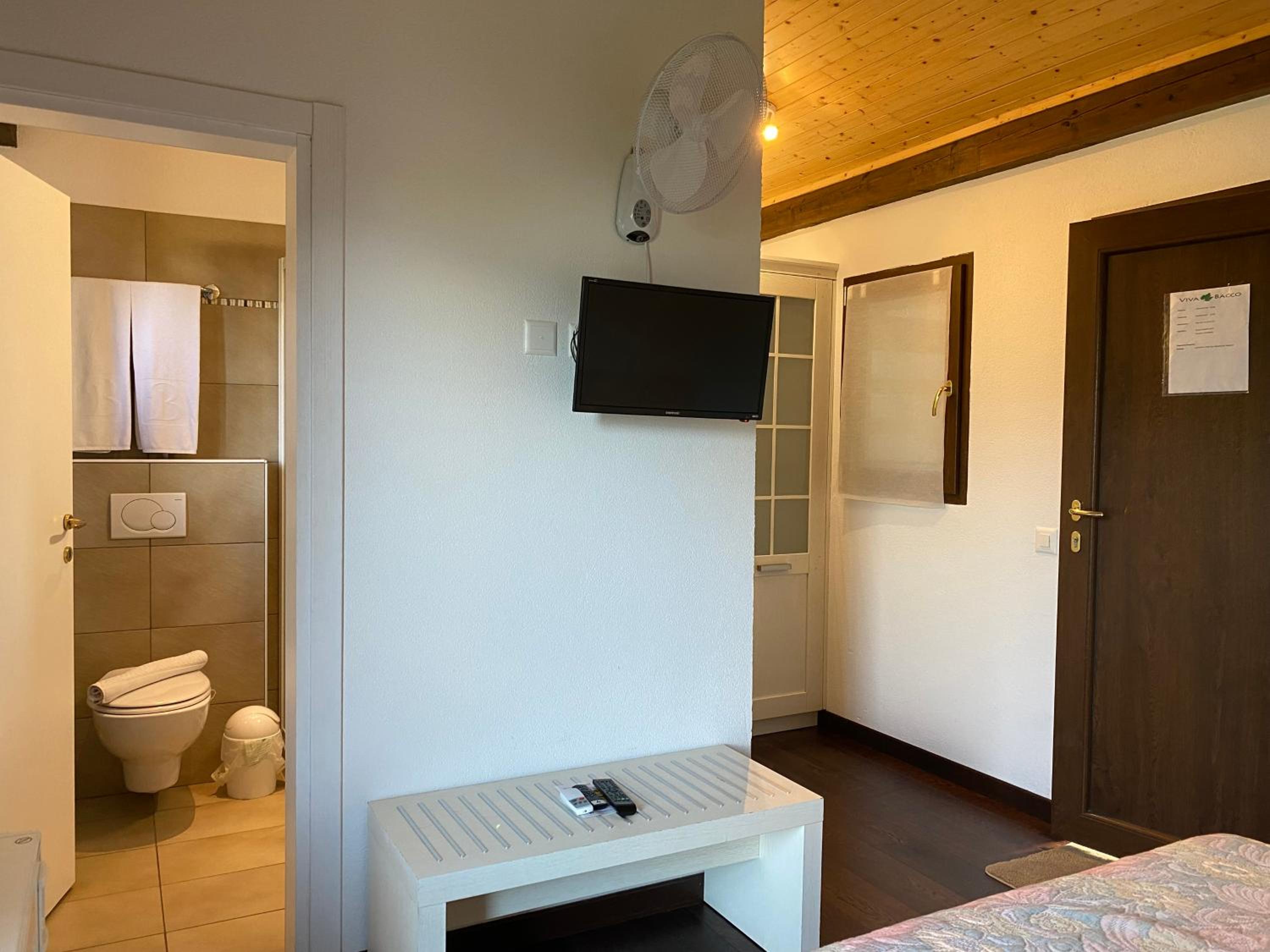 Double Room With Balcony photo 2