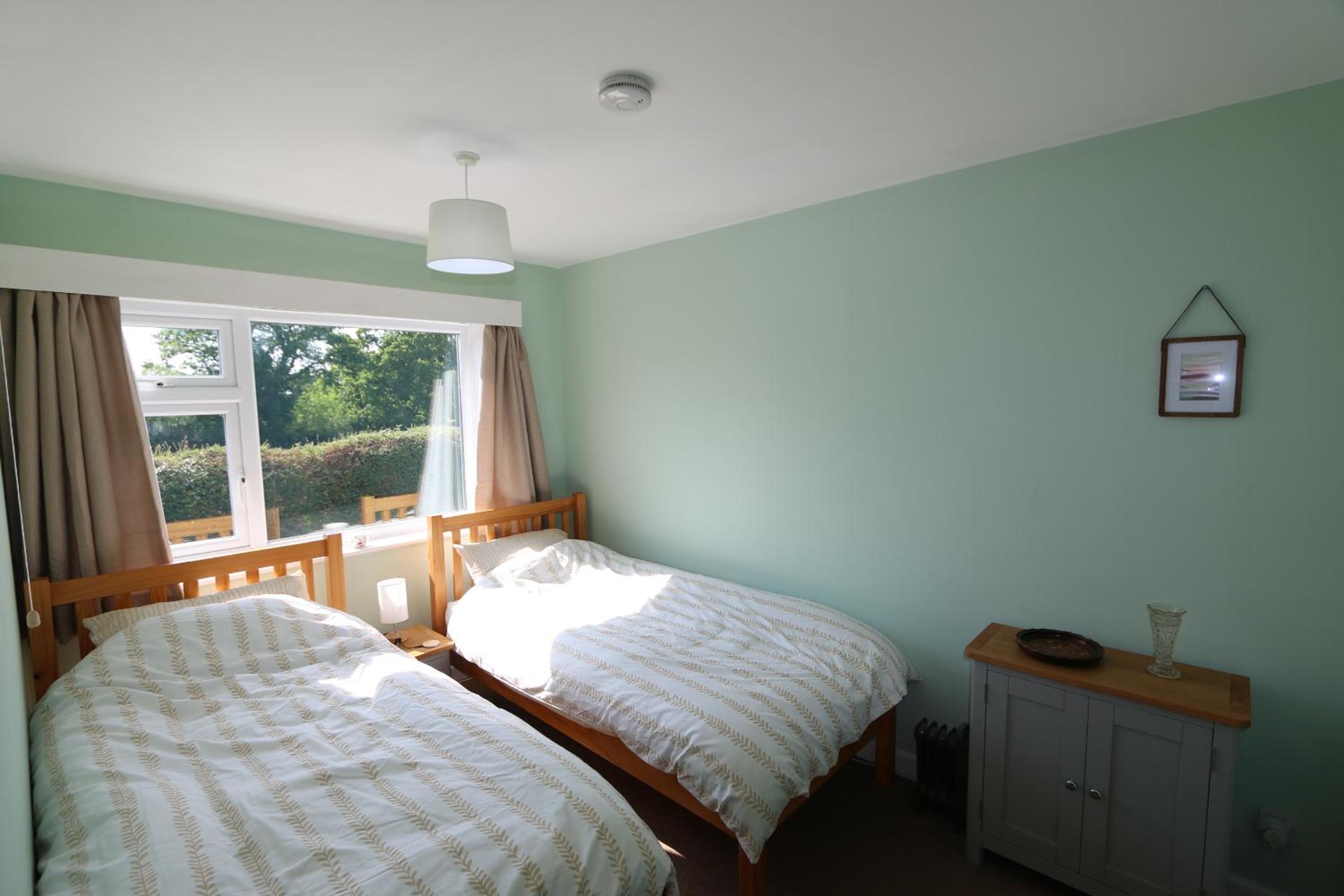 Three-Bedroom House photo 2