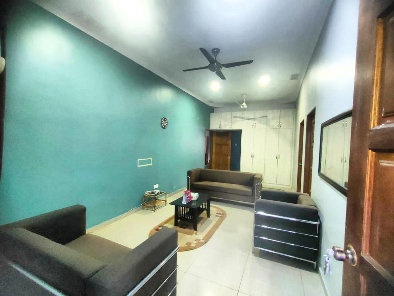 Three-Bedroom House photo 1