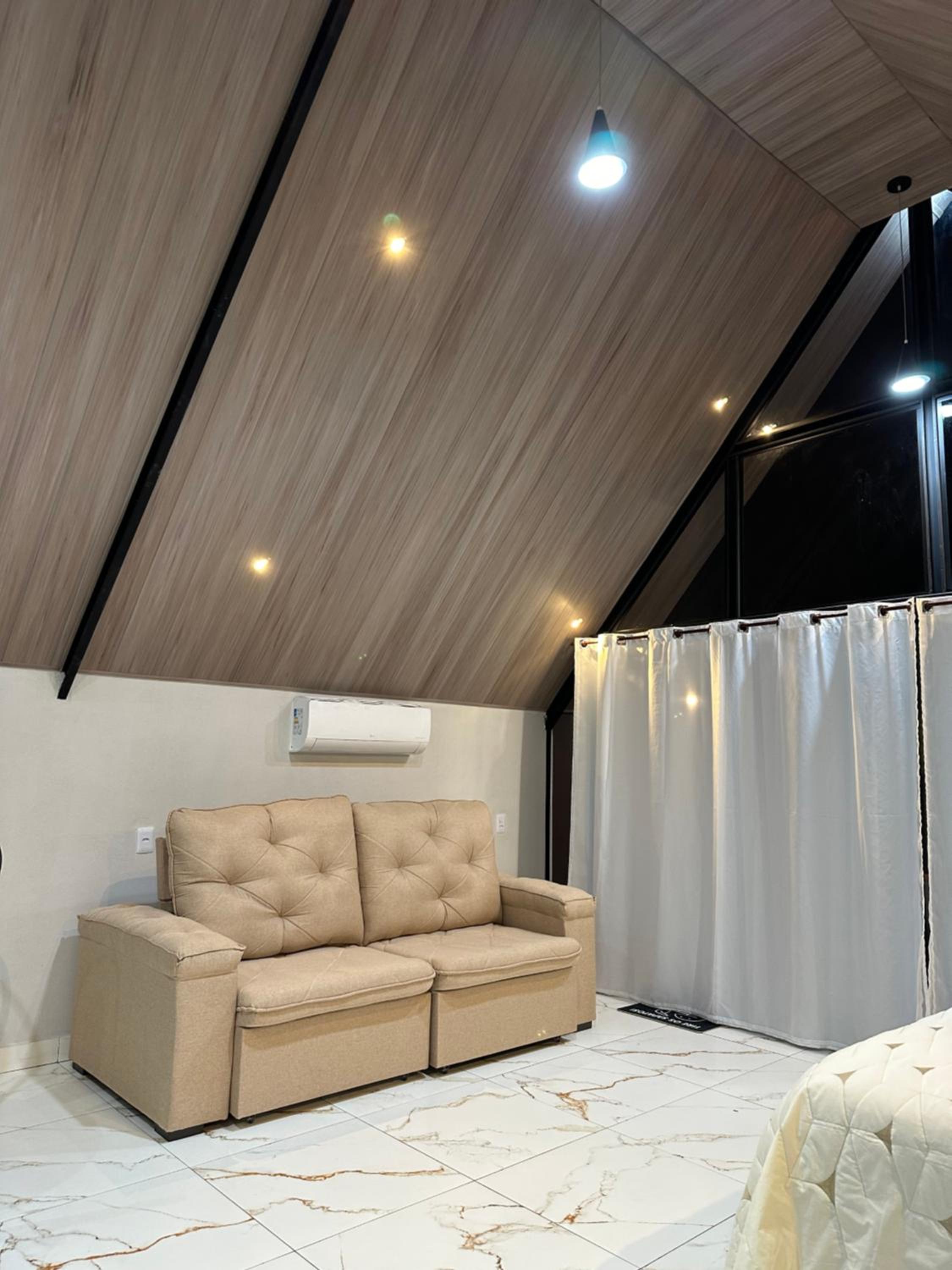 One-Bedroom House photo 1
